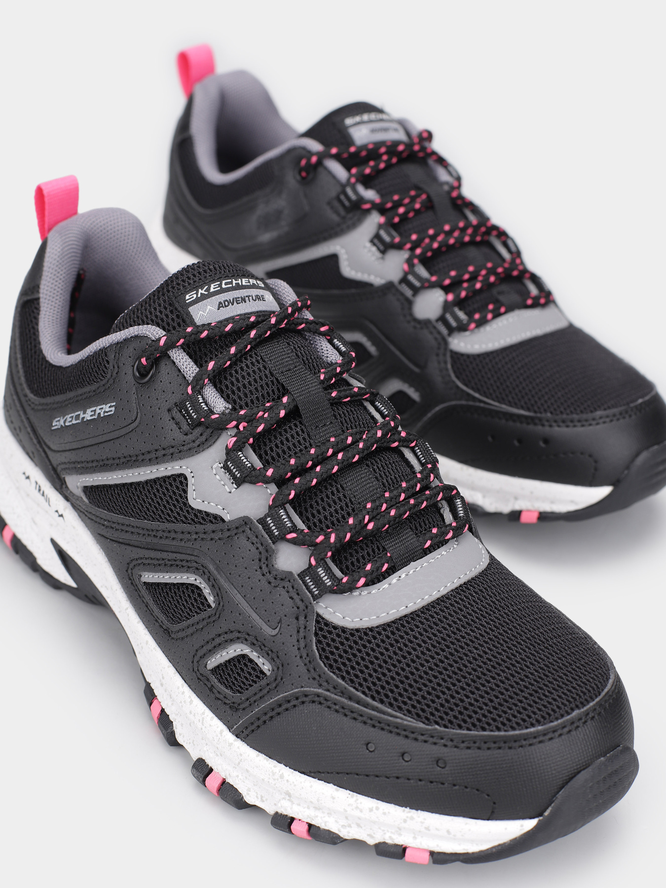 Кроссовки Skechers Hillcrest модель 180299 BKWP Фото