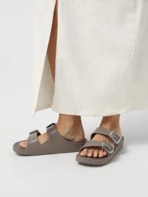 Шльопанці Skechers Foamies: Arch Fit Cali Breeze - Gold Star модель 111592 TPE Фото