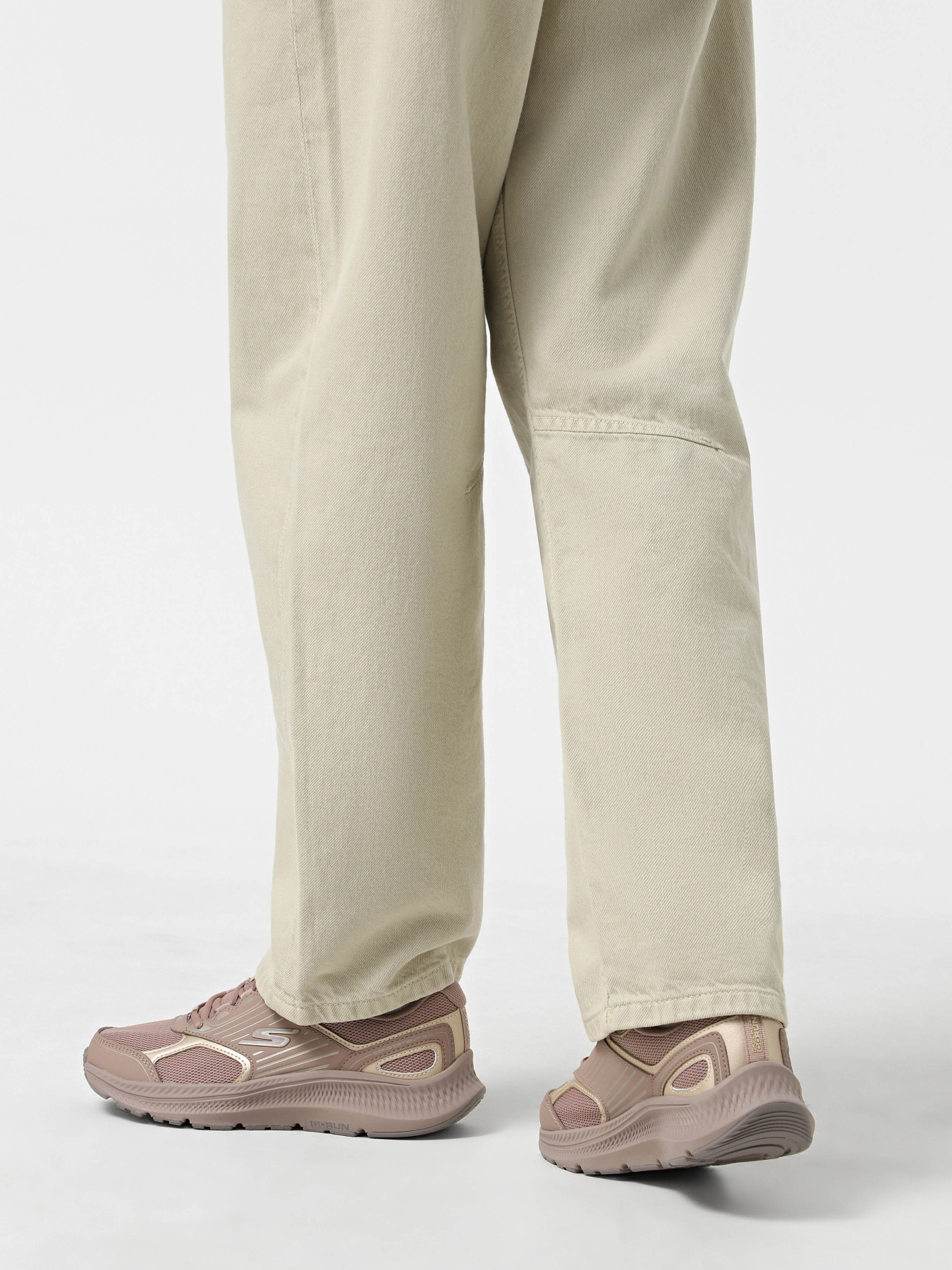 Кроссовки для бега Skechers GO Run Consistent 2.0 - Advantage модель 128606 LTBR Фото