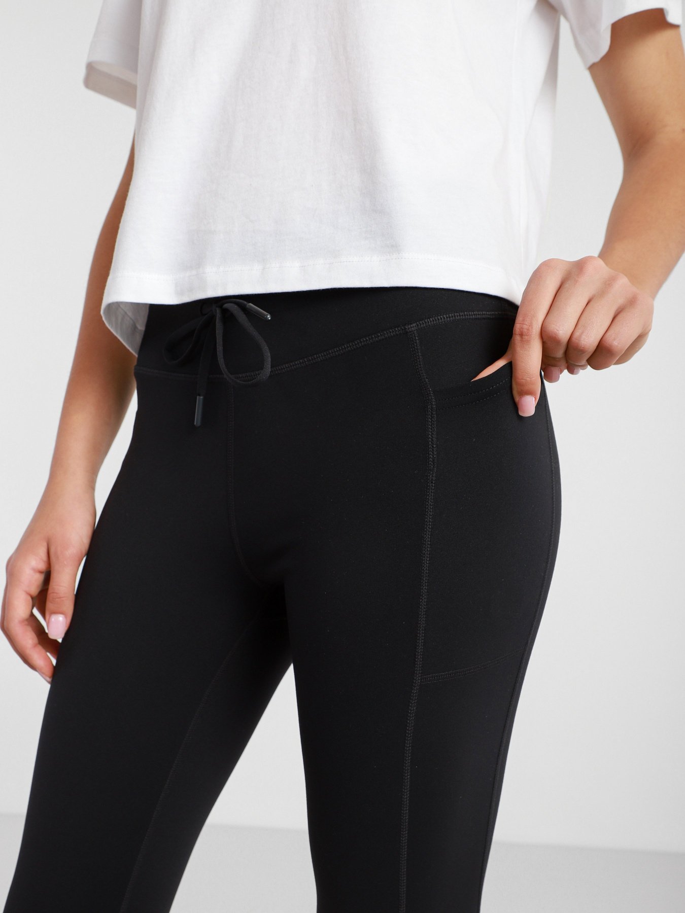 Леггинсы Skechers Apparel GOwalk модель W4LG125 BLK Фото