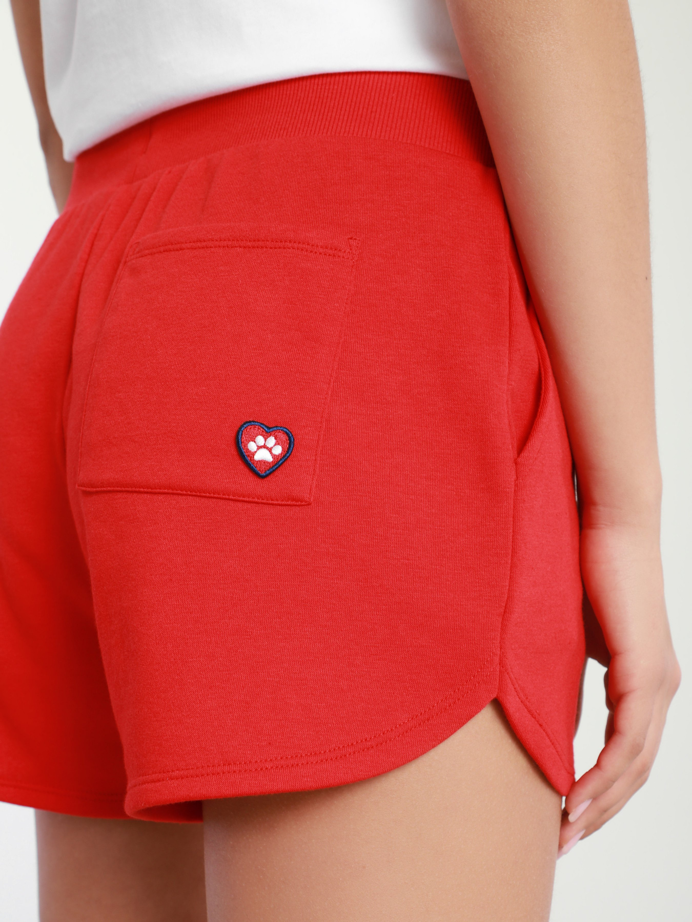 Повсякденні шорти Skechers BOBS Apparel Dolphin модель BW2SH6 RED Фото