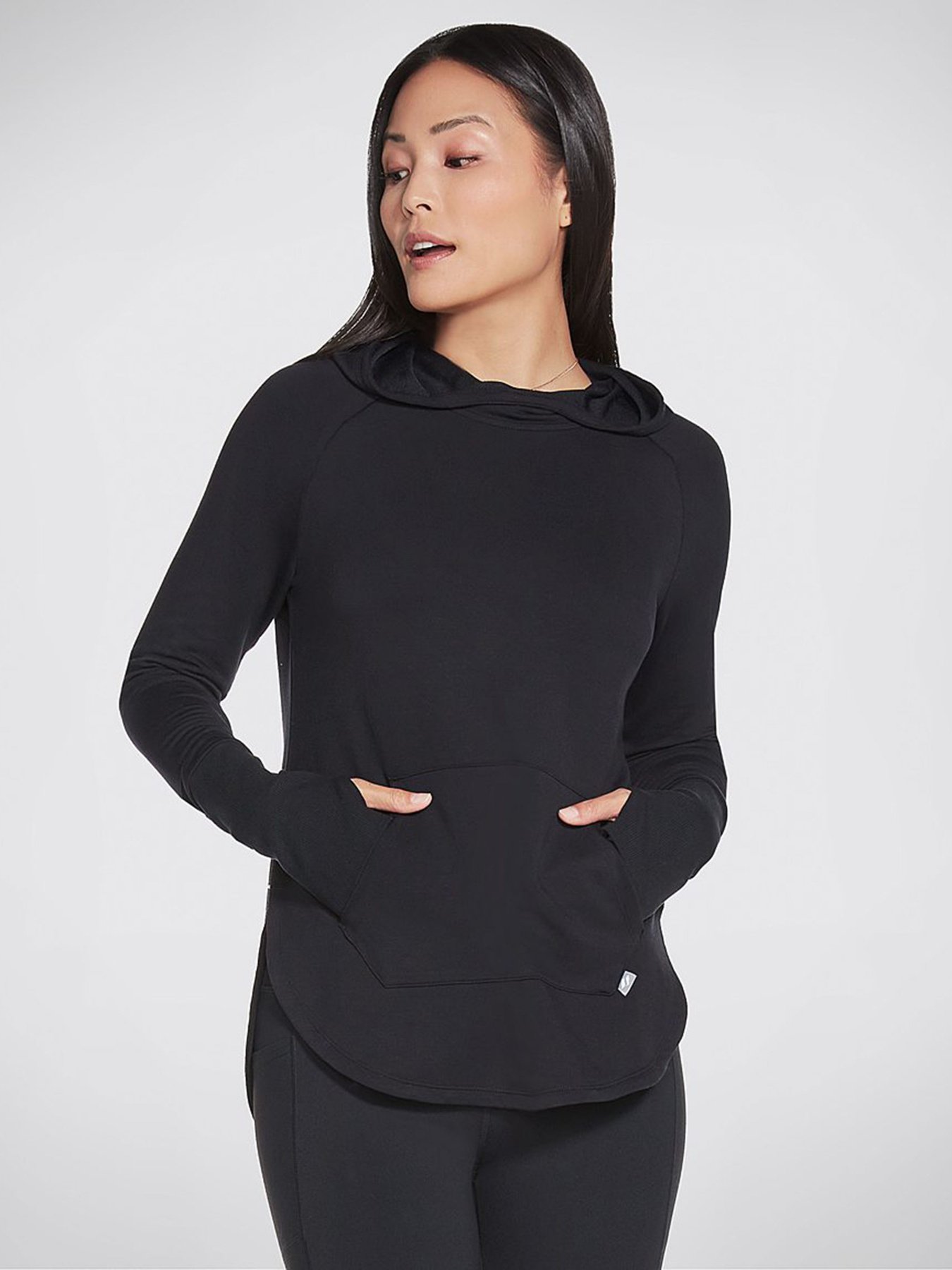 Худі Skechers GOLOUNGE AWAKENED модель W3LT154 BLK Худі Skechers GOLOUNGE AWAKENED модель W3LT154 BLK Фото