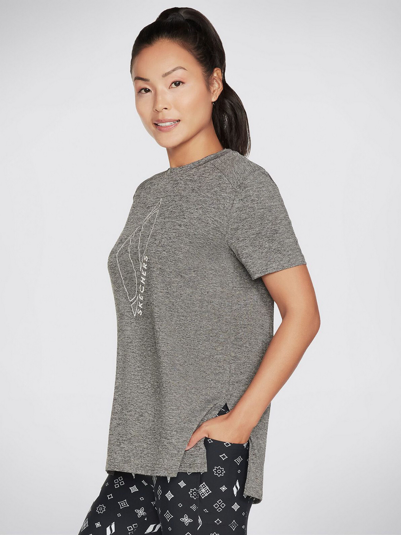 Футболка Skechers GoDri Diamond Blissful Tee модель W1TS327 BLK Фото