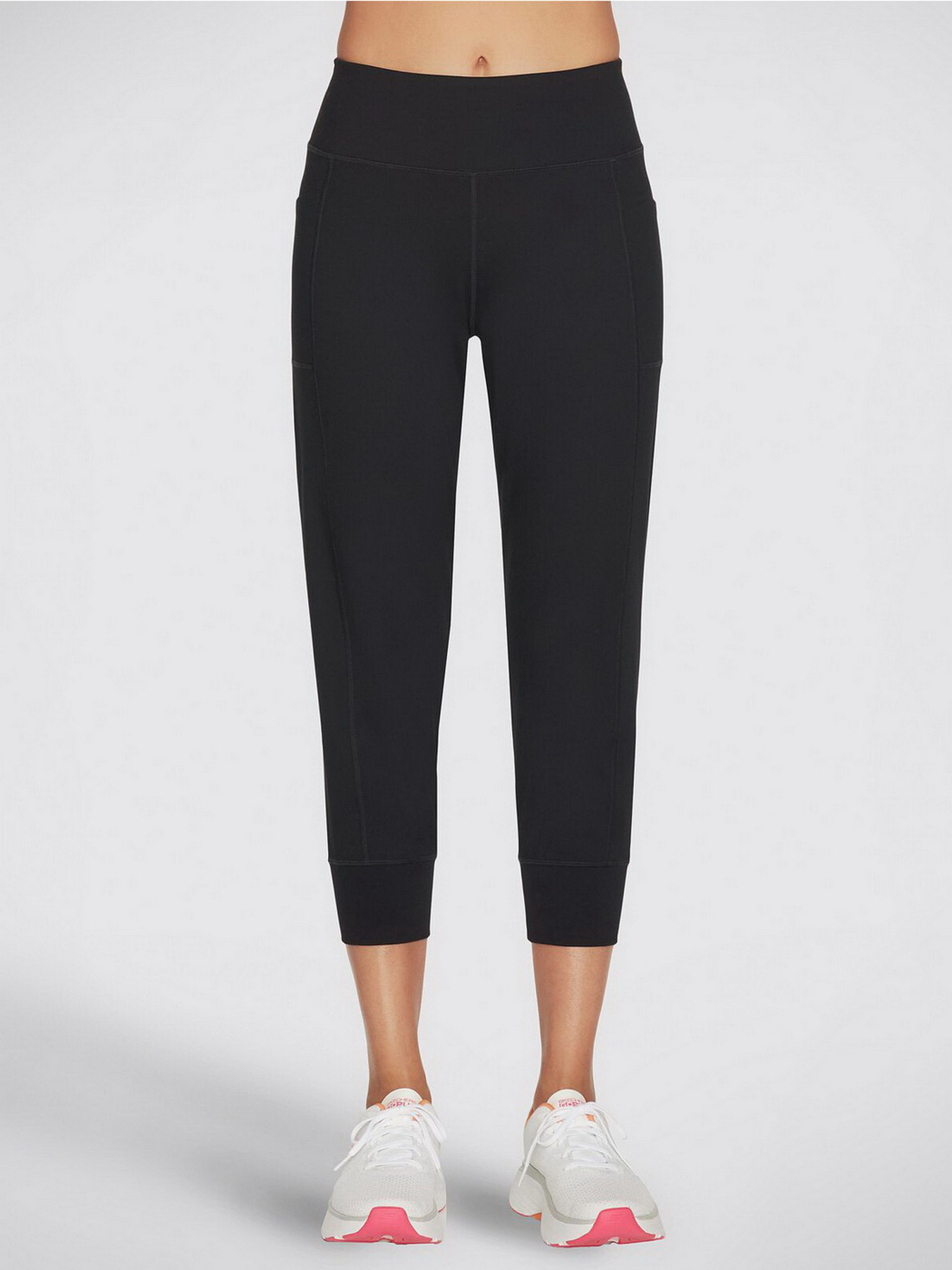 Штаны спортивные Skechers Go Walk Evolution Crop Jogger модель W2CP28 BLK Фото