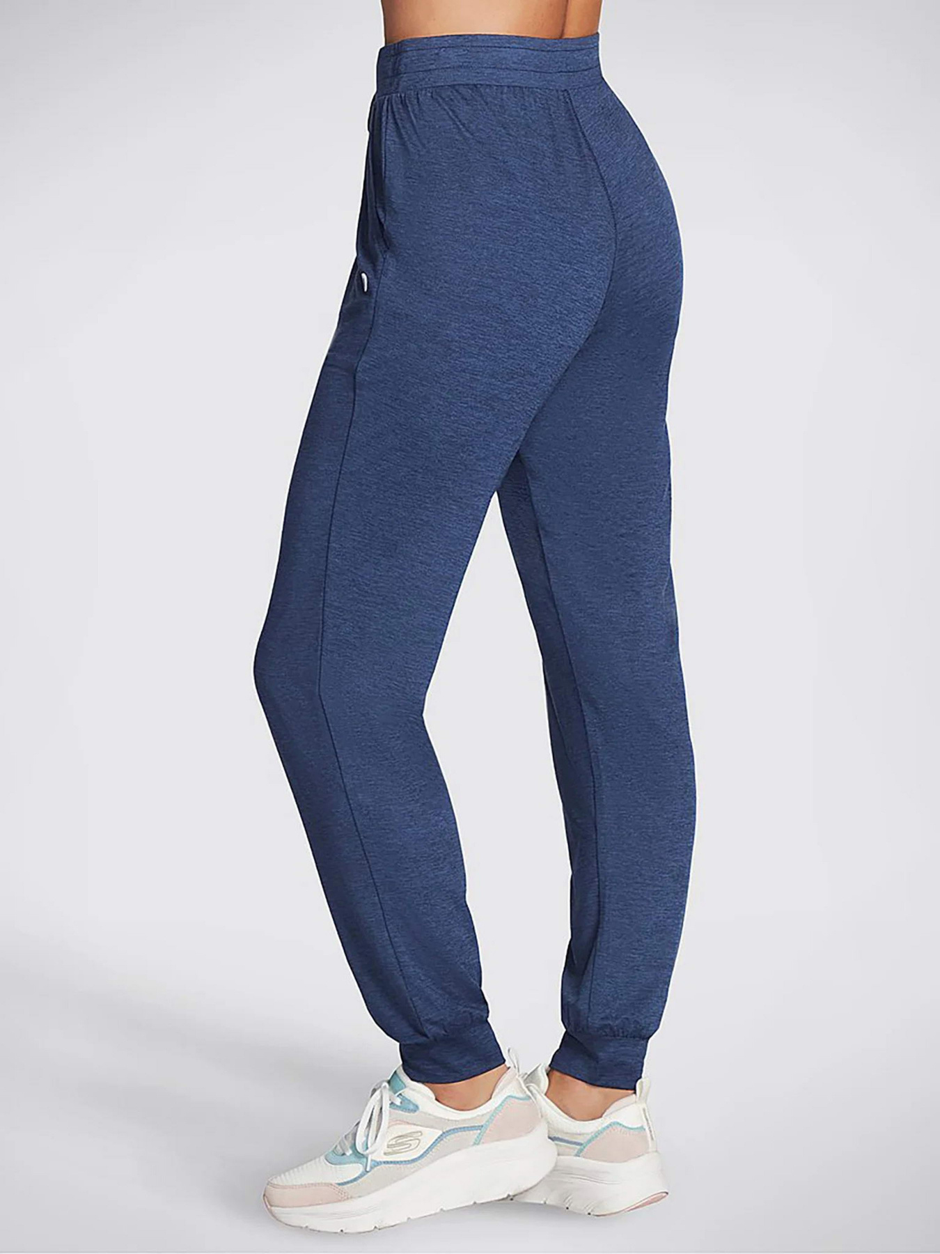 Штаны спортивные Skechers GO Dri Swift модель WPT254 NVY Фото