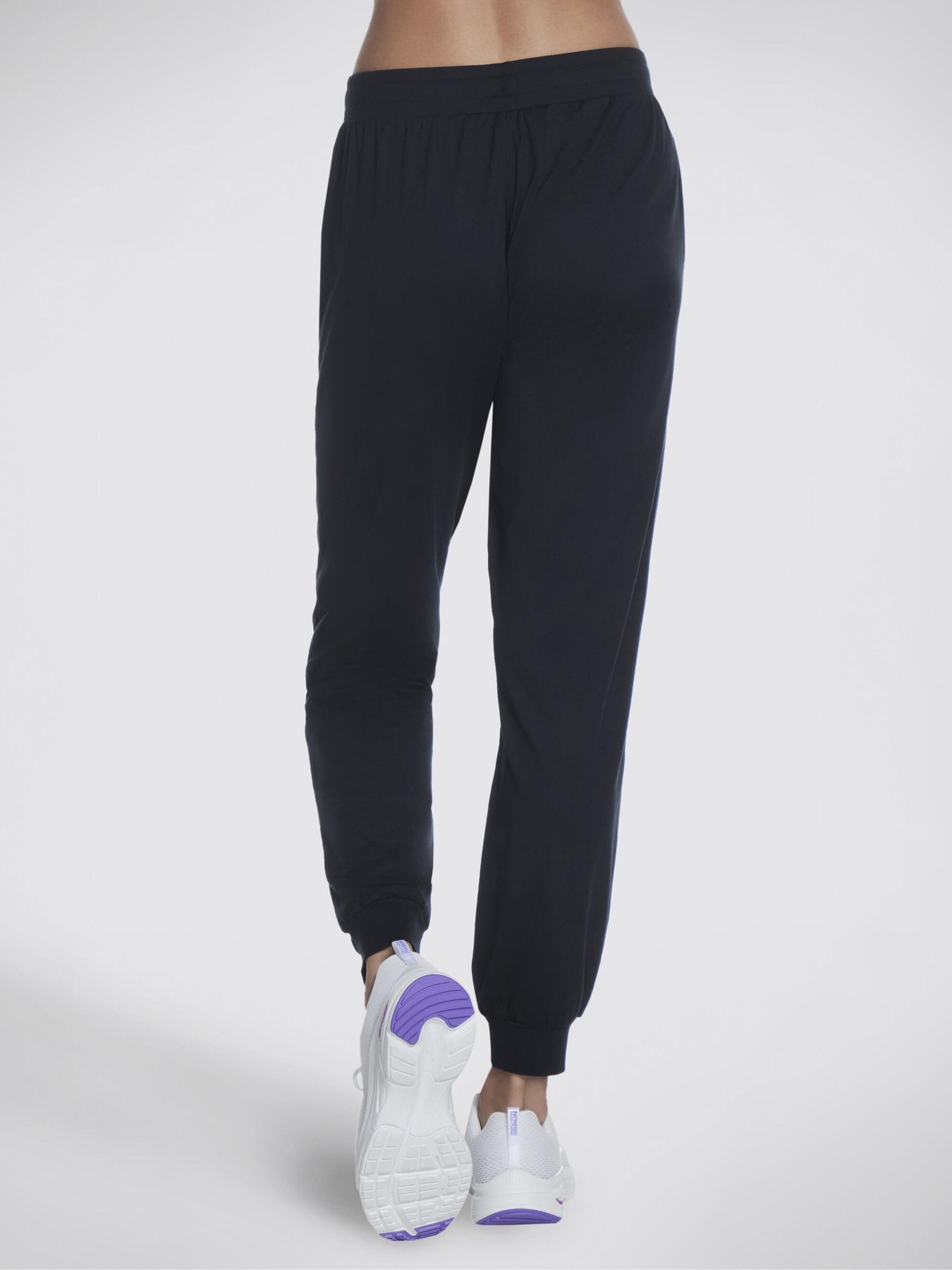 Спортивні штани Skechers GO Dri Swift модель WPT254 BLK Фото