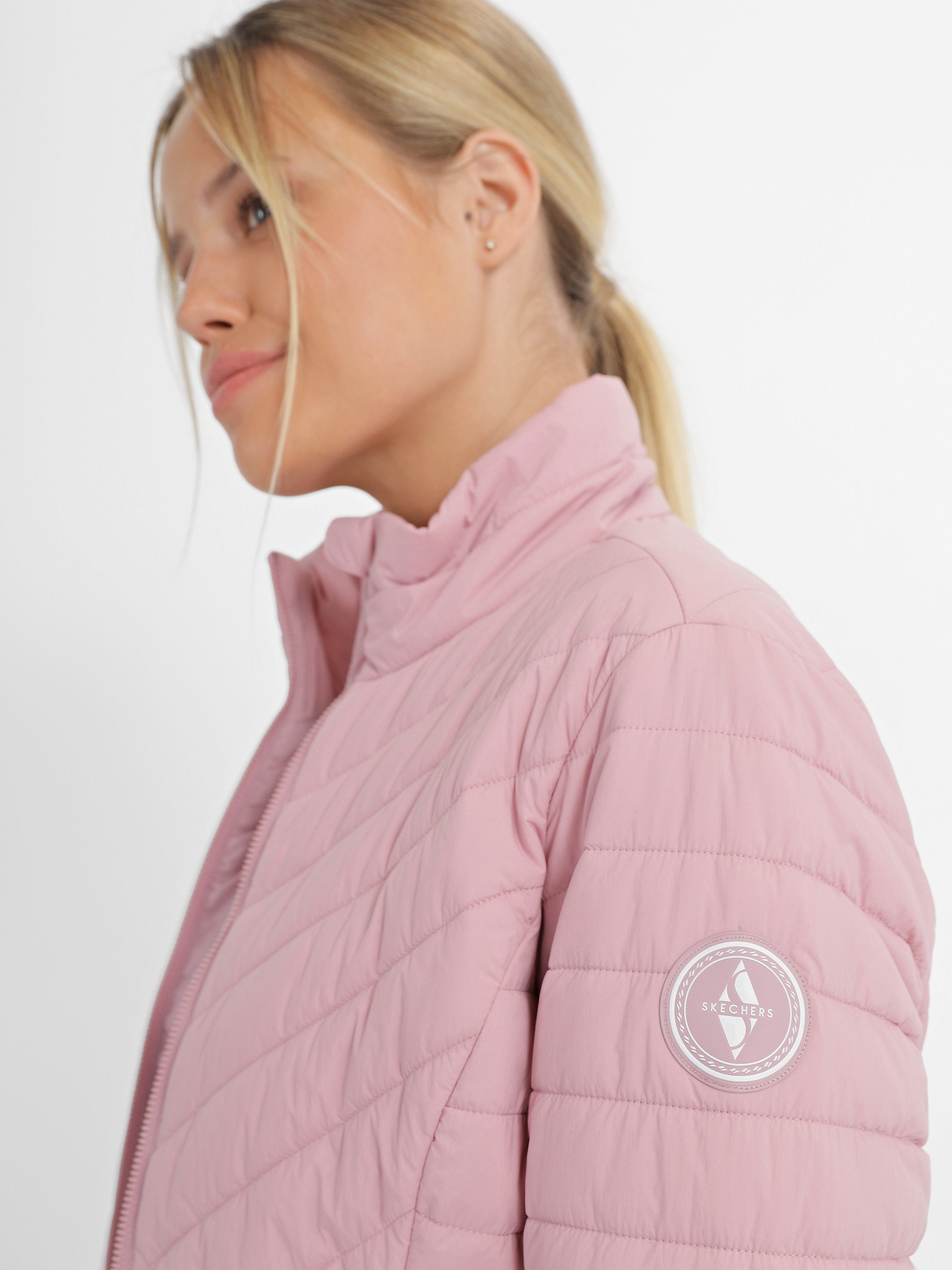 Демісезонна куртка Skechers Goshield Everyday модель JA6 PKLV Фото