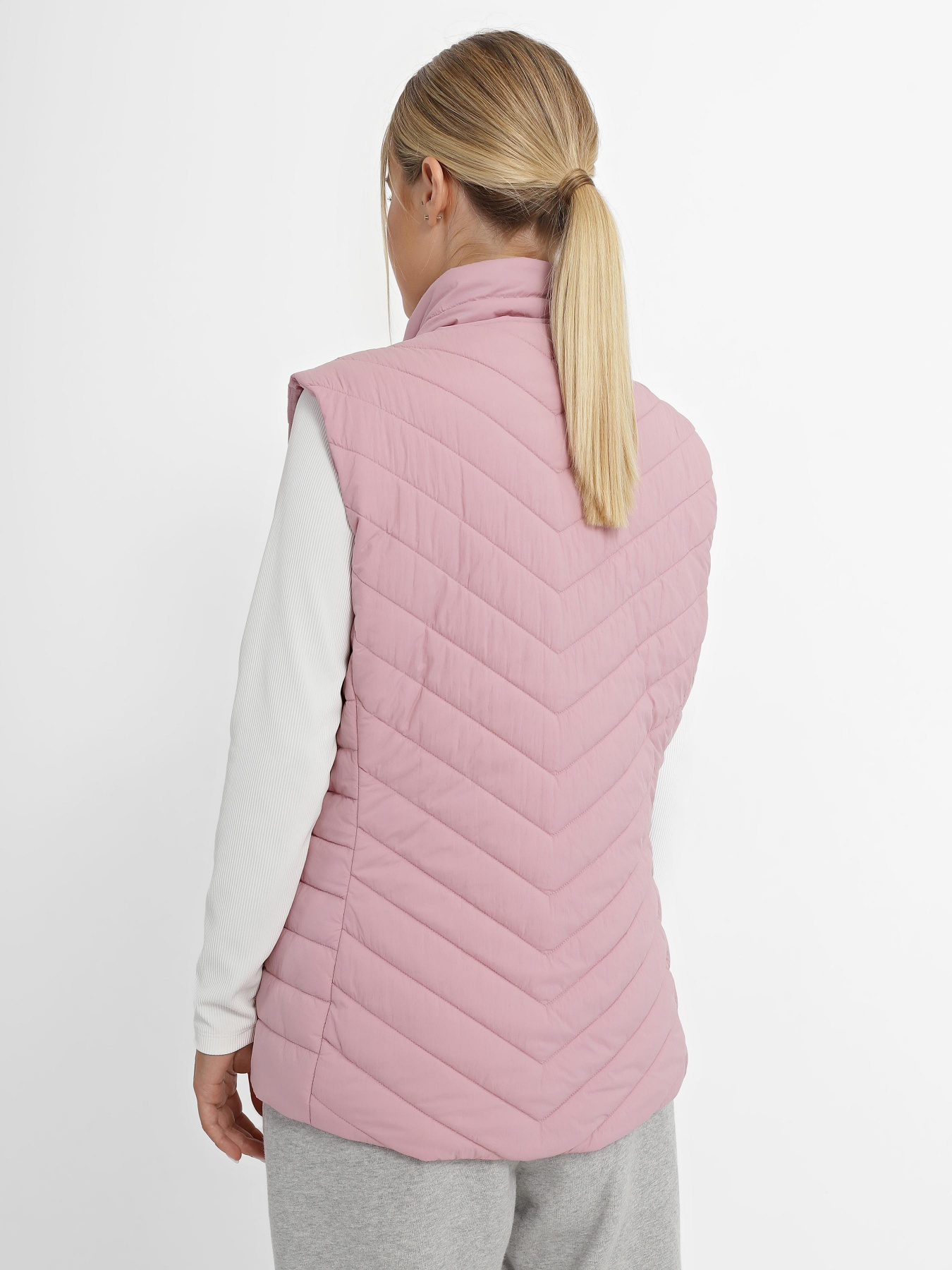 Утеплений жилет Skechers Goshield JA7 модель JA7 PKLV Фото