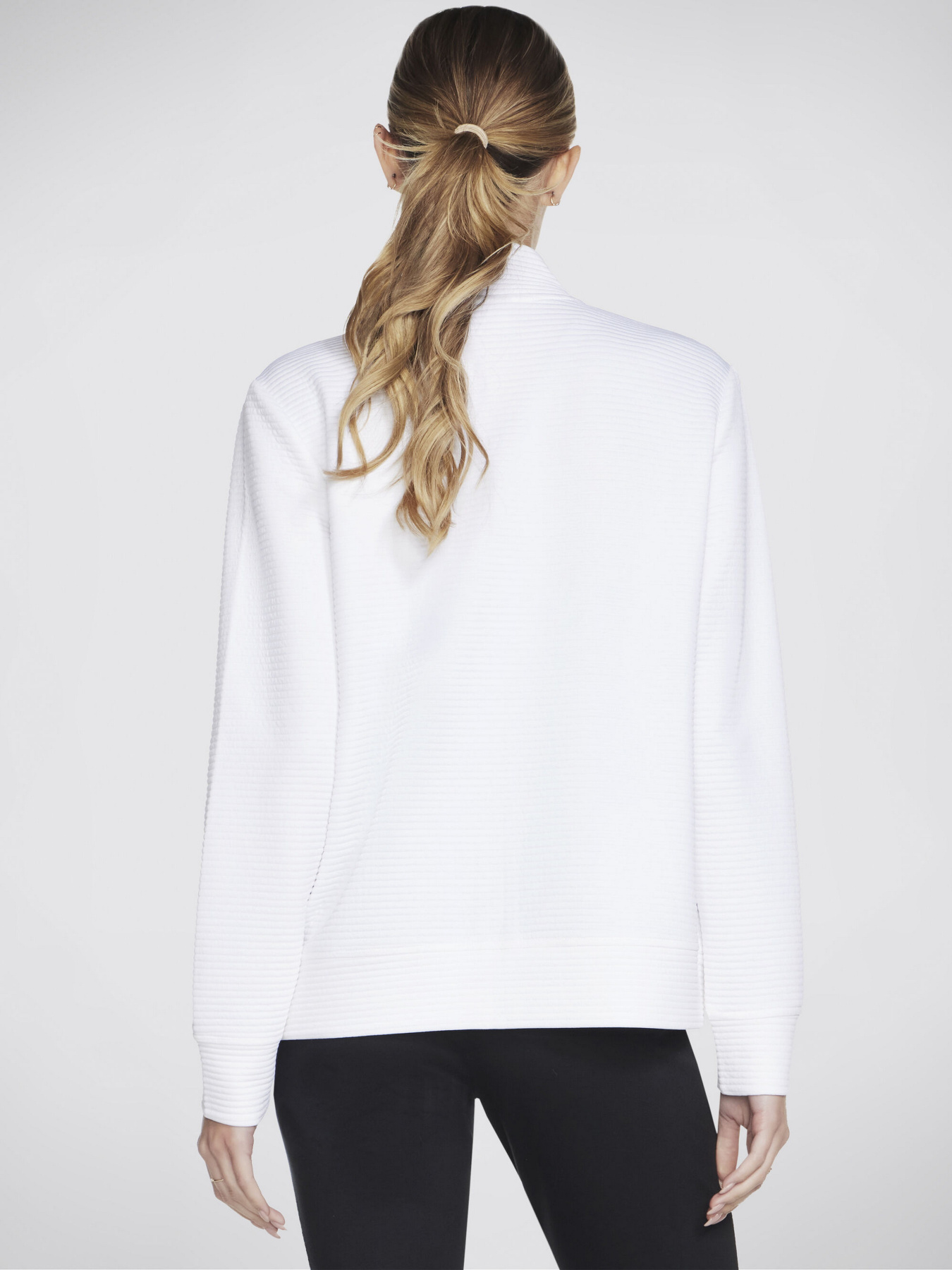 Спортивна кофта Skechers GO WALK Everywhere модель W3JA261 WHT Фото