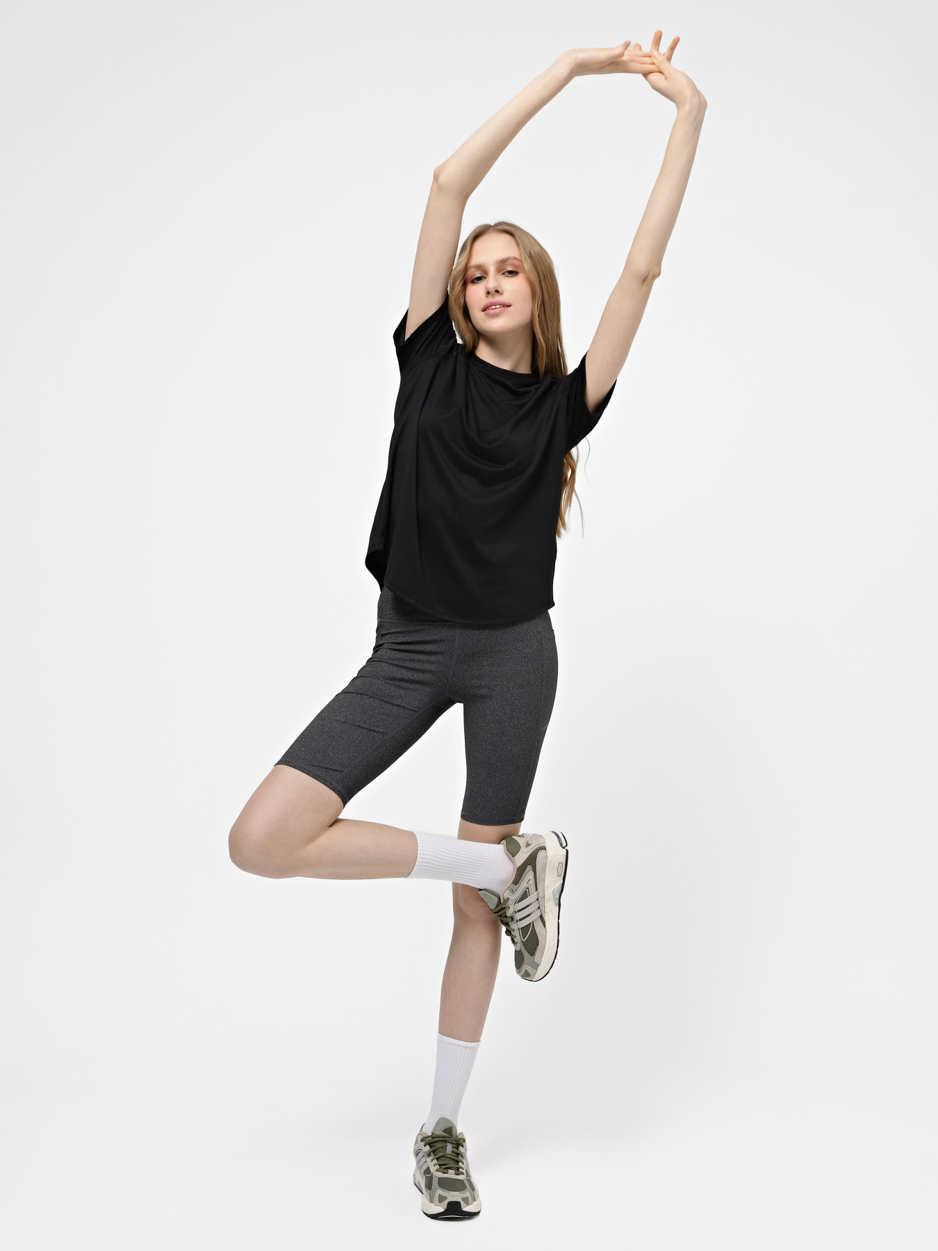 Велосипедки Skechers GO Walk модель W3SH53 GYS Фото