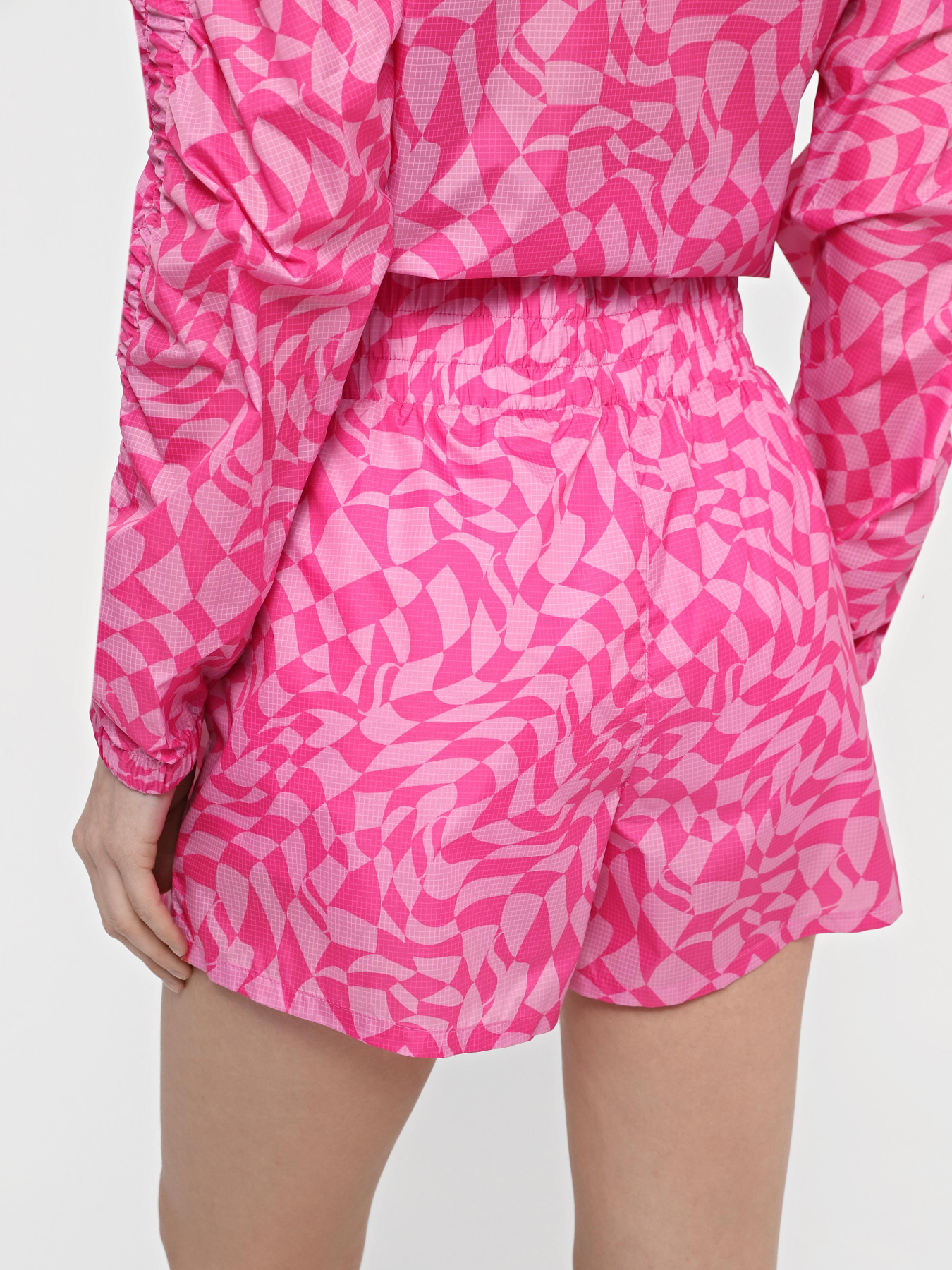 Шорты Skechers Uno Psychedelic Check модель SH57 HPPK Фото