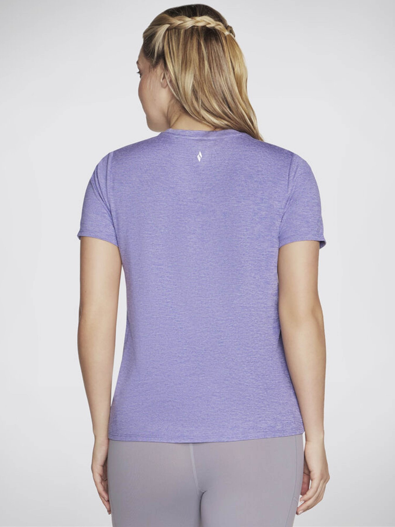 Футболка спортивная Skechers Go Dri Swift модель TS104 PRAQ Фото