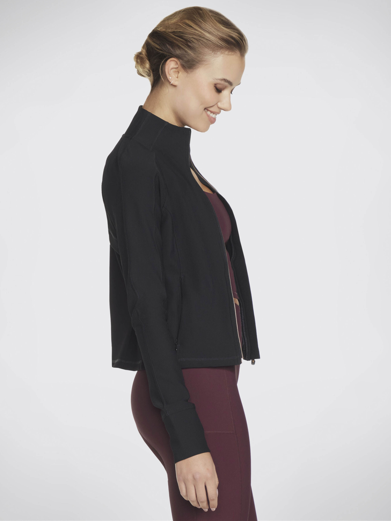 Спортивна кофта Skechers GO Flex Rib модель JA114 BLK Спортивна кофта Skechers GO Flex Rib модель JA114 BLK Фото