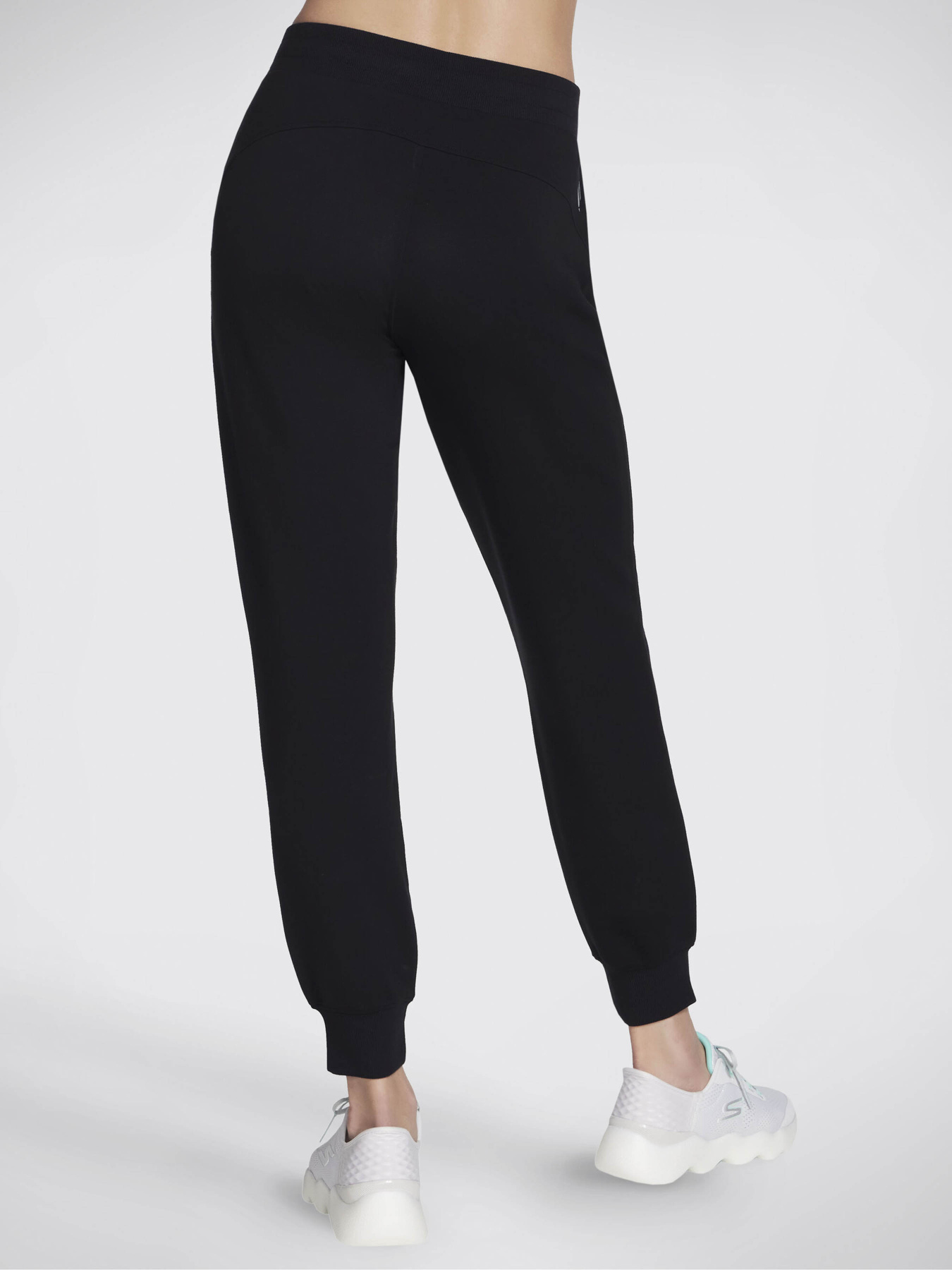 Штаны спортивные Skechers Skechluxe Renew модель PT79 BLK Фото