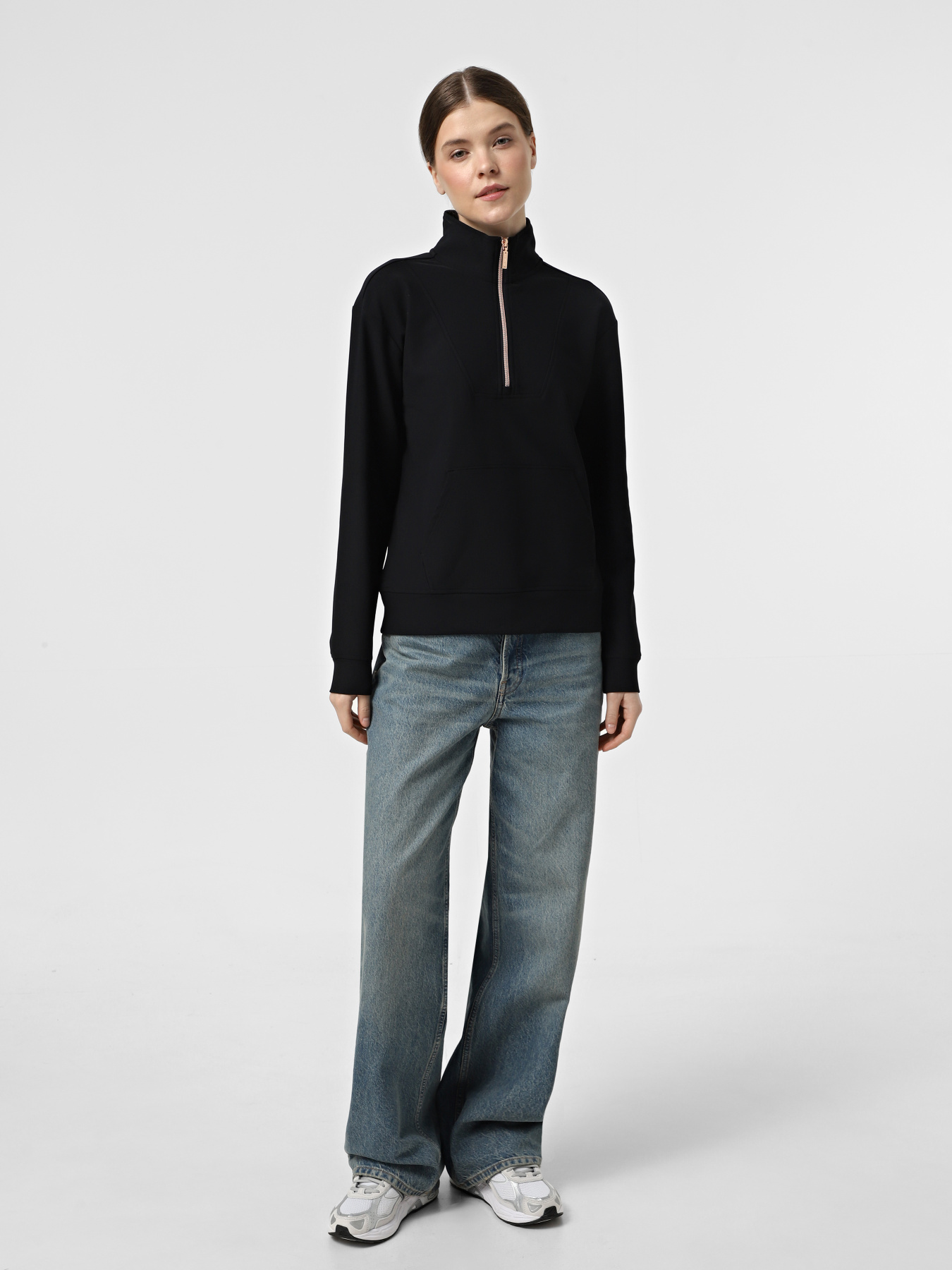 Світшот Skechers GO LUXE Rib 1/4 Zip модель LT116 BLK Світшот Skechers GO LUXE Rib 1/4 Zip модель LT116 BLK Фото