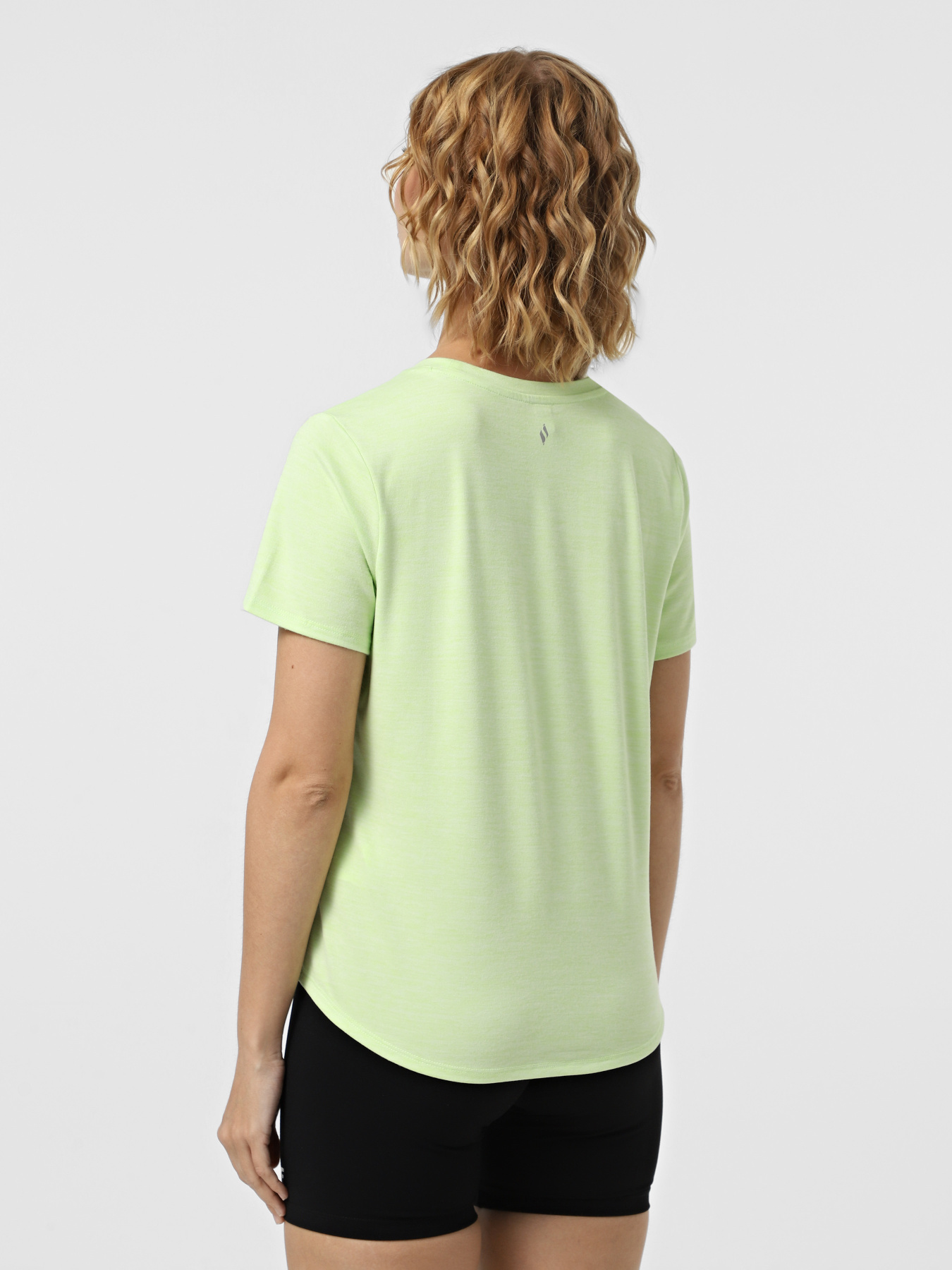 Футболка Skechers Go Dri Swift модель TS104 LGLM Фото