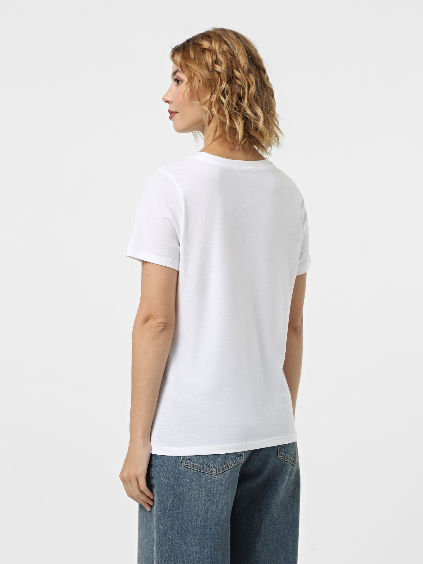 Футболка Skechers Floral Diamond Classic модель TS181 WHT Фото