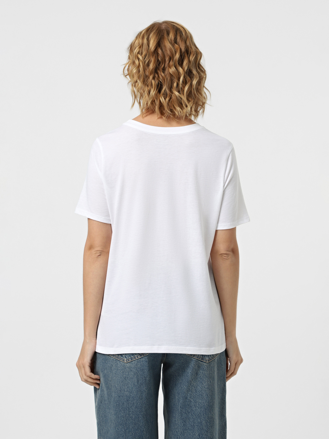 Футболки і поло Skechers VELOCITY TEE модель TS220 WHT Футболки і поло Skechers VELOCITY TEE модель TS220 WHT Фото