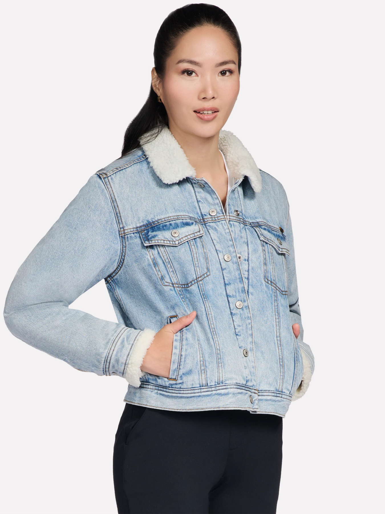 Джинсовая куртка Skechers модель JA240 DNTP Фото