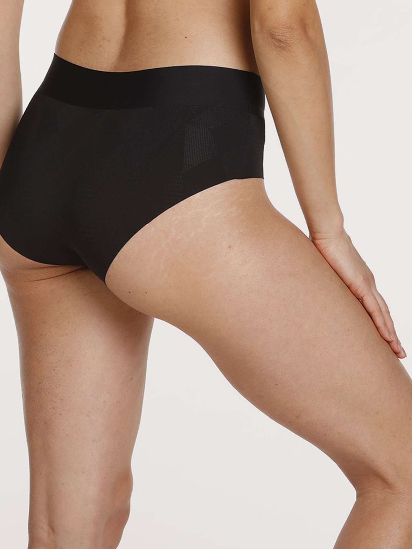 Трусы Lama модель POL5009BI-02EX Жіночі трусики-black Фото