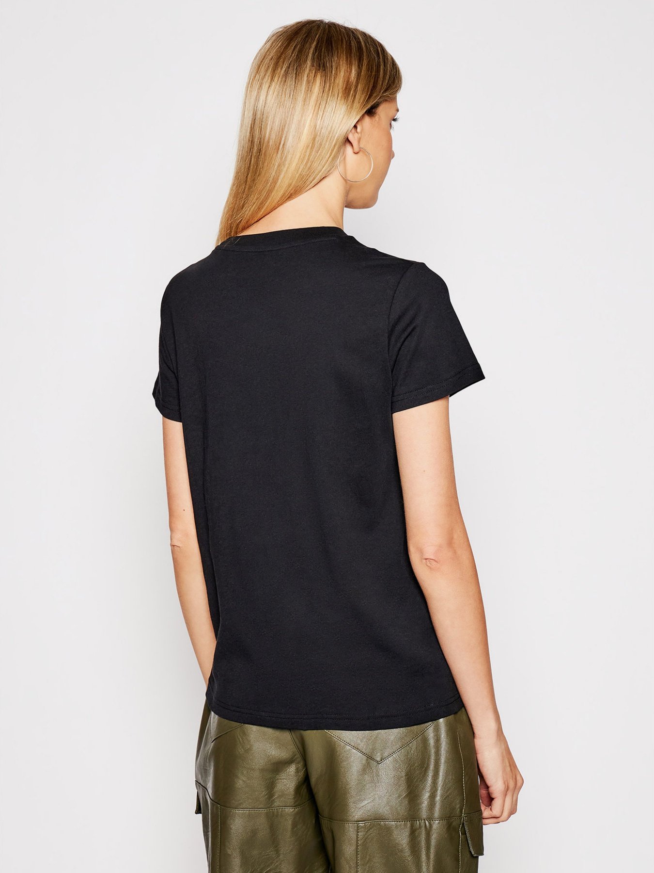 Футболка Lee Logo модель L42UER01 Футболка Lee Logo модель L42UER01 Фото