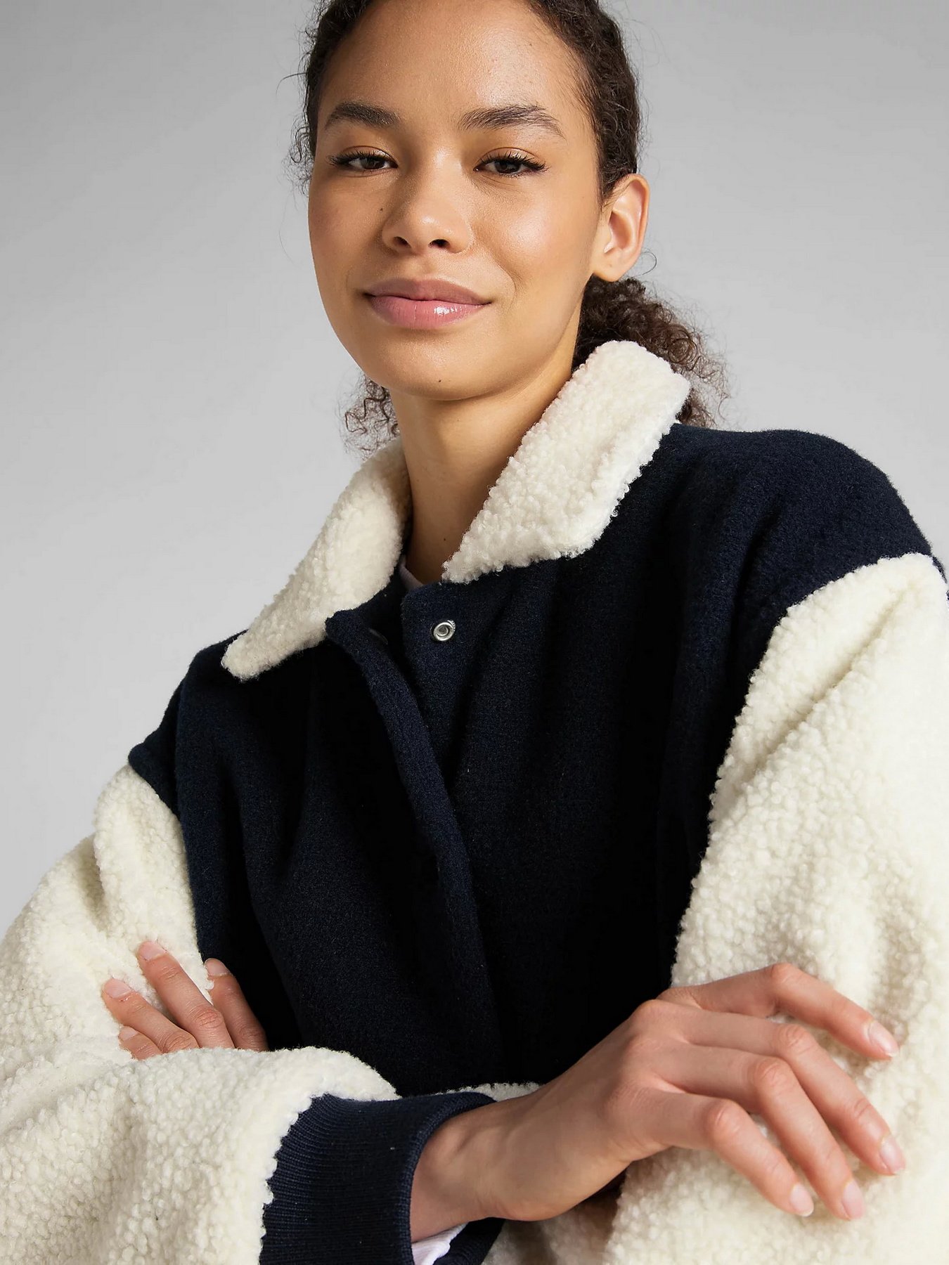 Демісезонна куртка Lee Шерпа модель L55IEX35 Фото