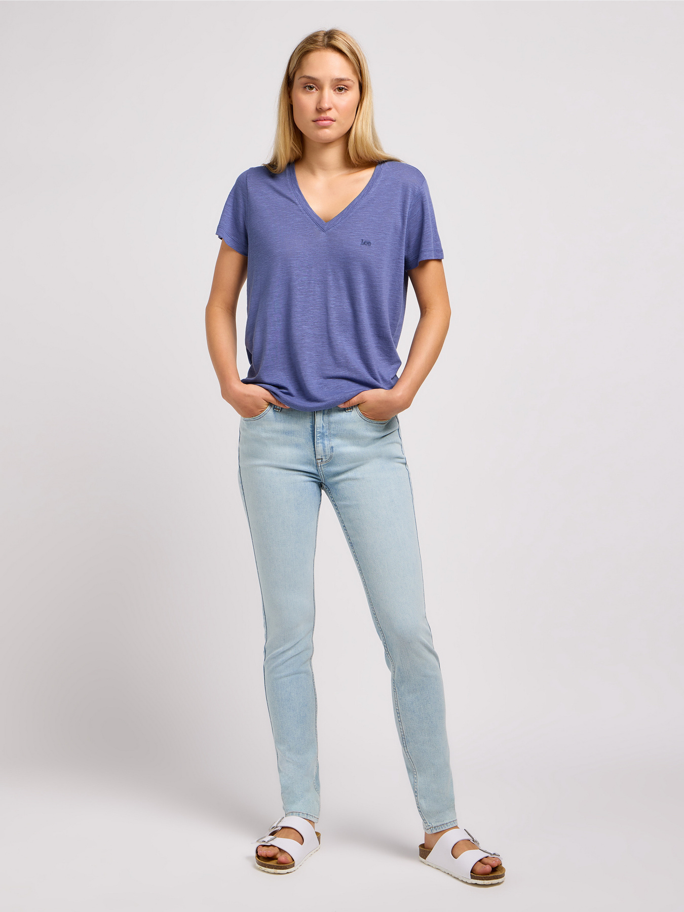 Футболка Lee V Neck модель 112350203 Фото