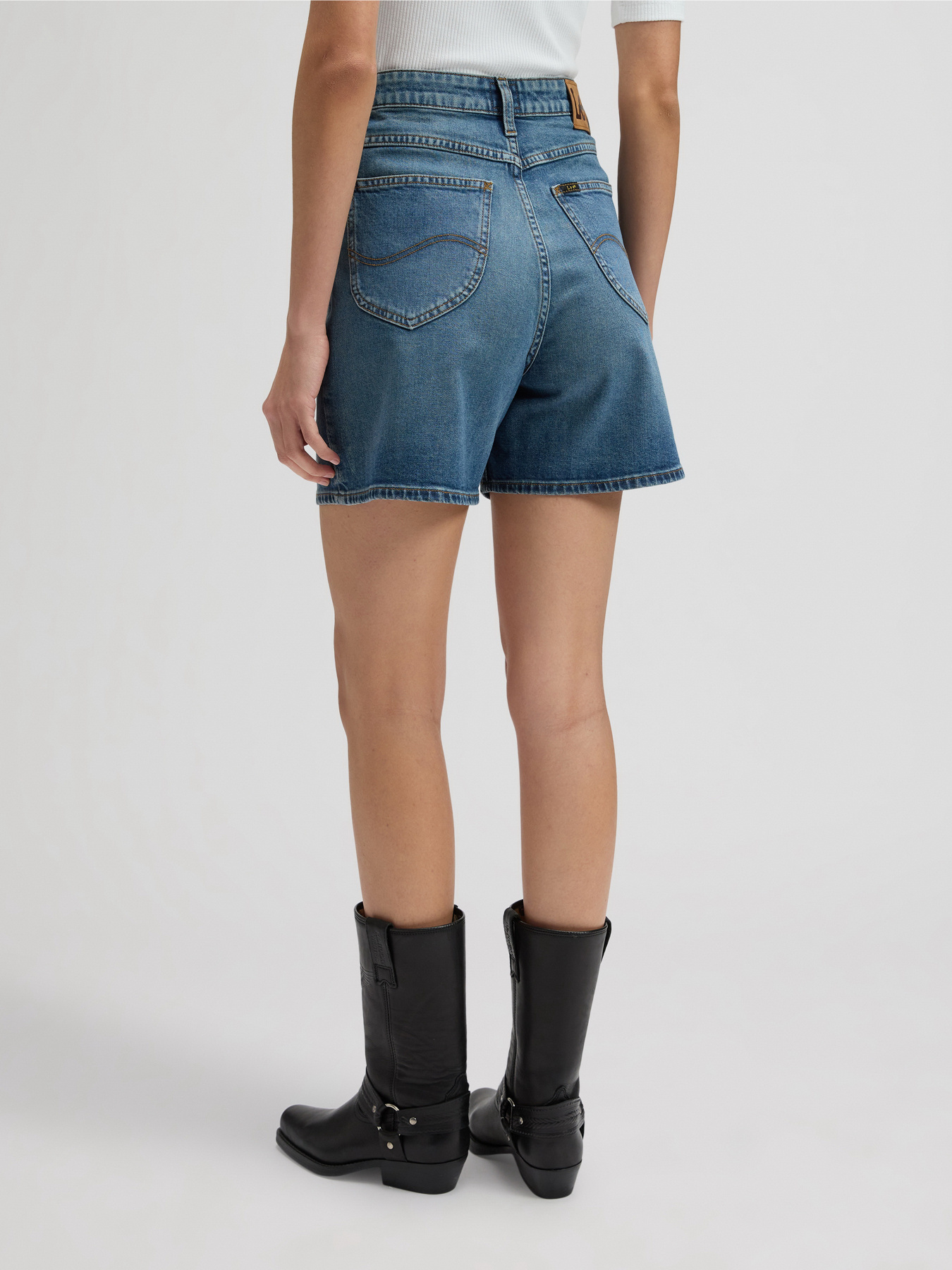 Джинсовые шорты Lee модель 112376778 Фото