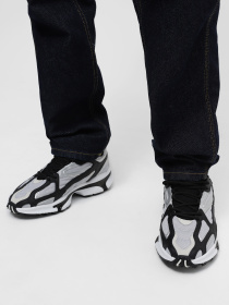 Кросівки Lacoste L003 2K24 модель 747SMA0013GS2 Фото