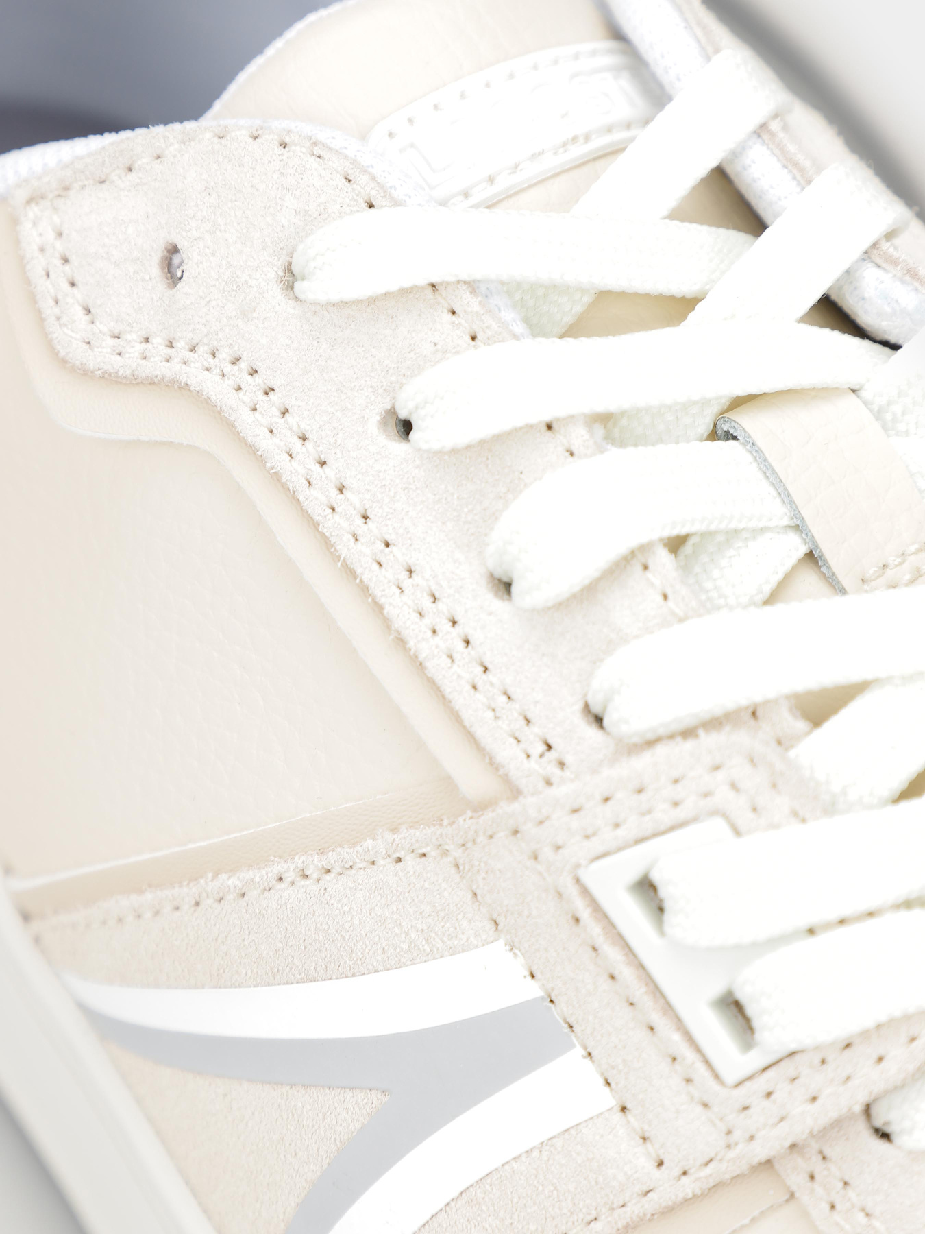 Кроссовки Lacoste L001 модель 747SMA00542B7 Фото