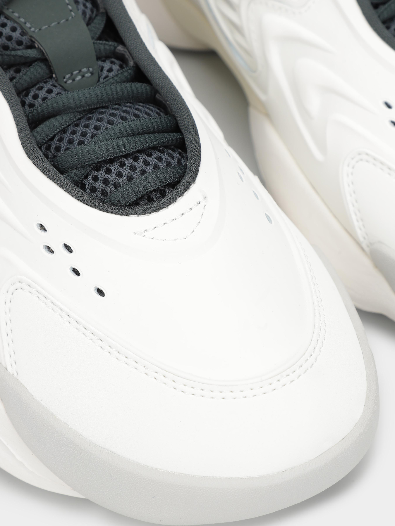 Кроссовки повседневные Lacoste ACELINE модель 747SMA00751Y5 Фото