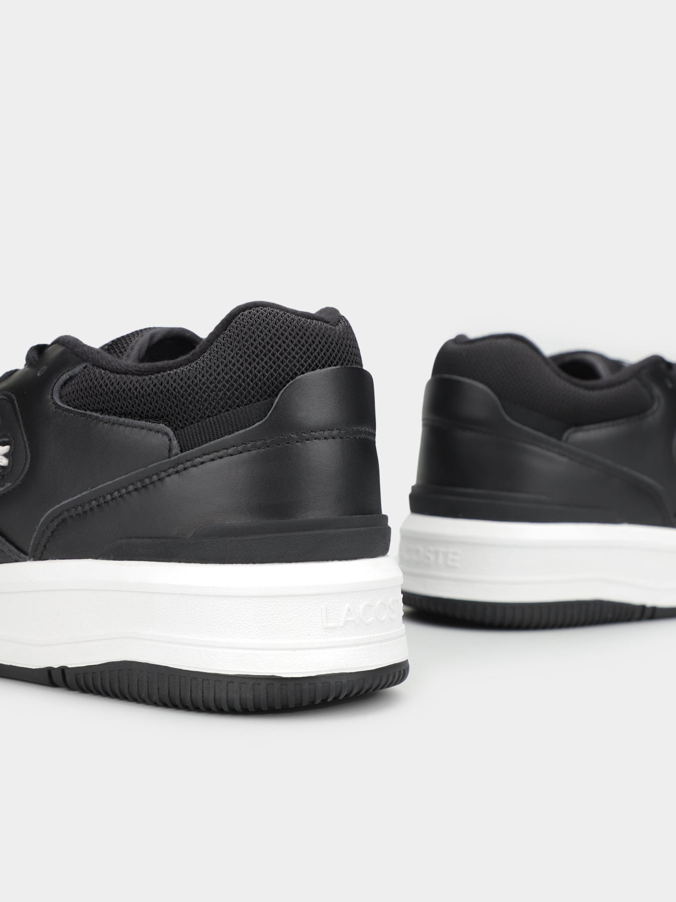 Кеды низкие Lacoste Lineshot модель 748SMA0025312 Фото