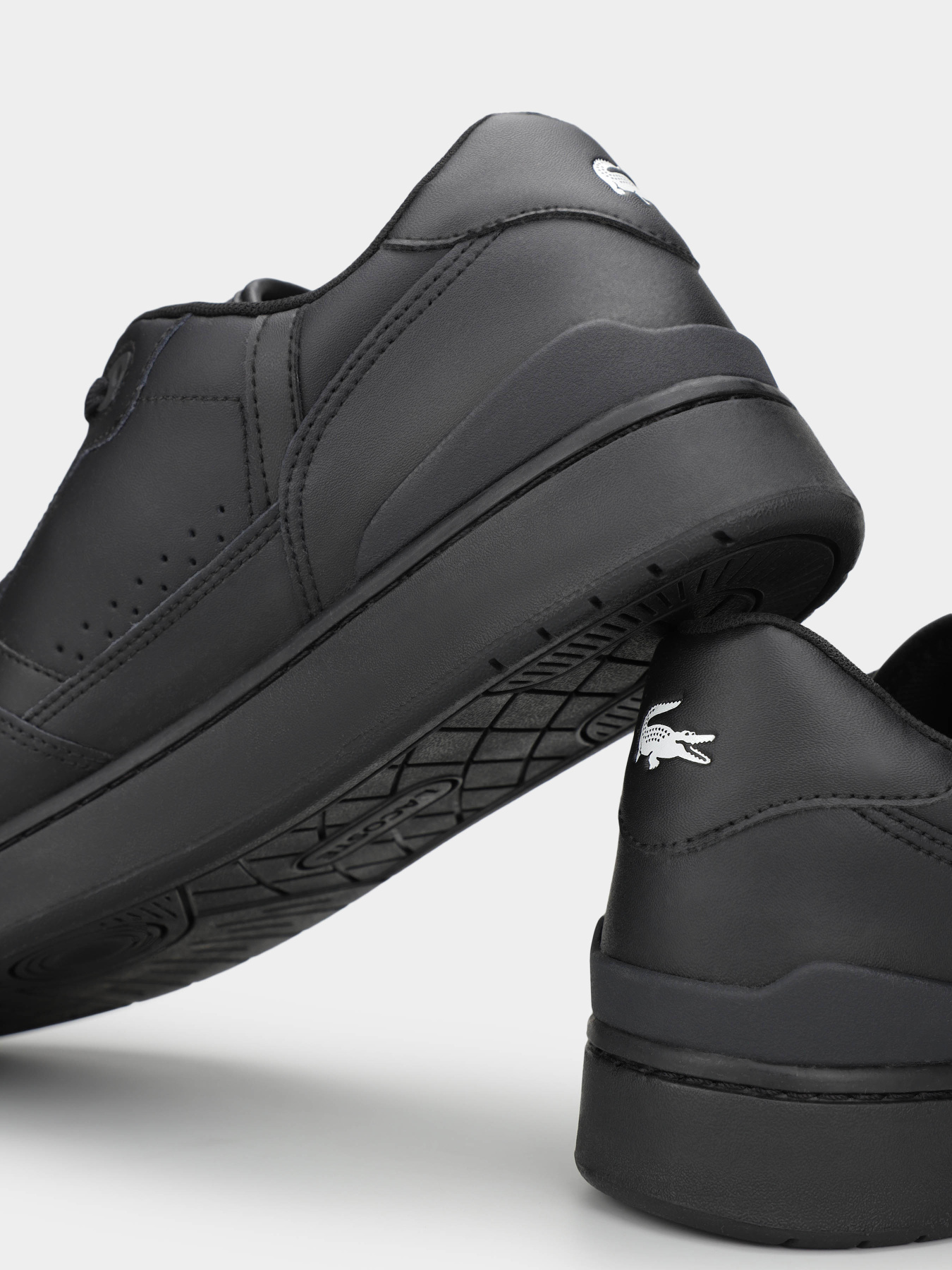 Кеды низкие Lacoste T-CLIP SET 224 6 SMA TRAINERS модель 748SMA003102H Фото