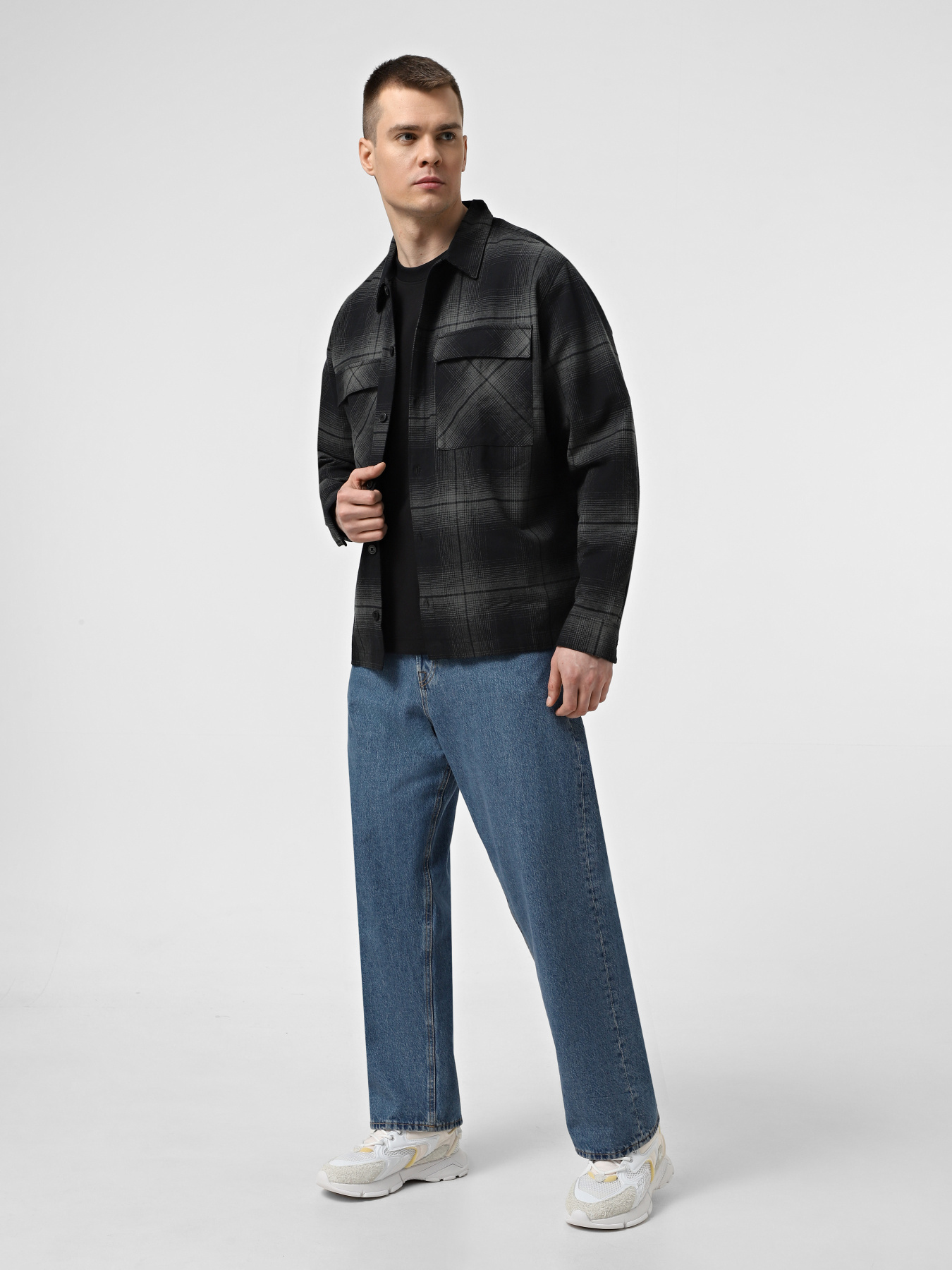 Кросівки Lacoste L003 модель 749SMA000321G Фото