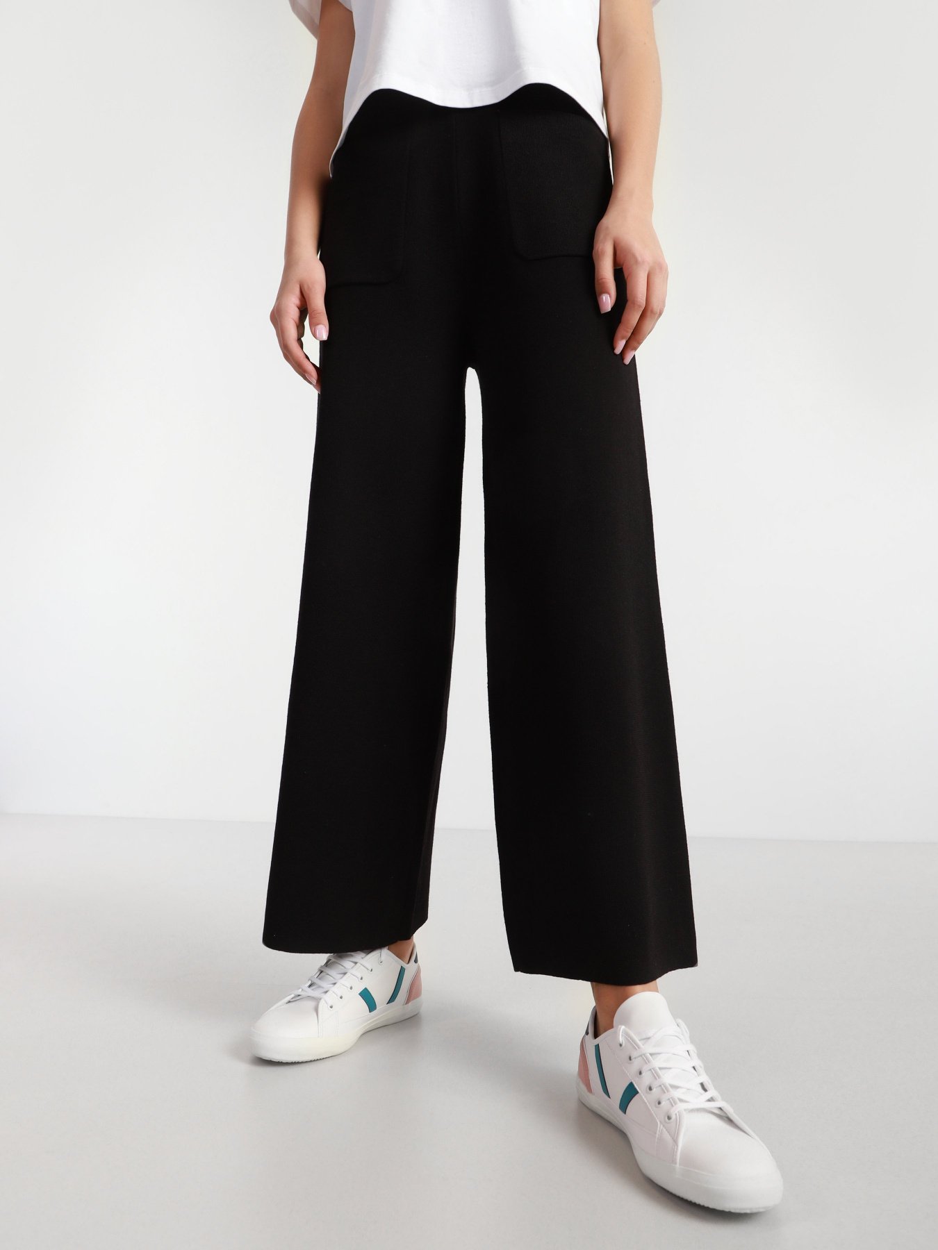 Кеды низкие Lacoste модель 741CFA00231Y9 Фото