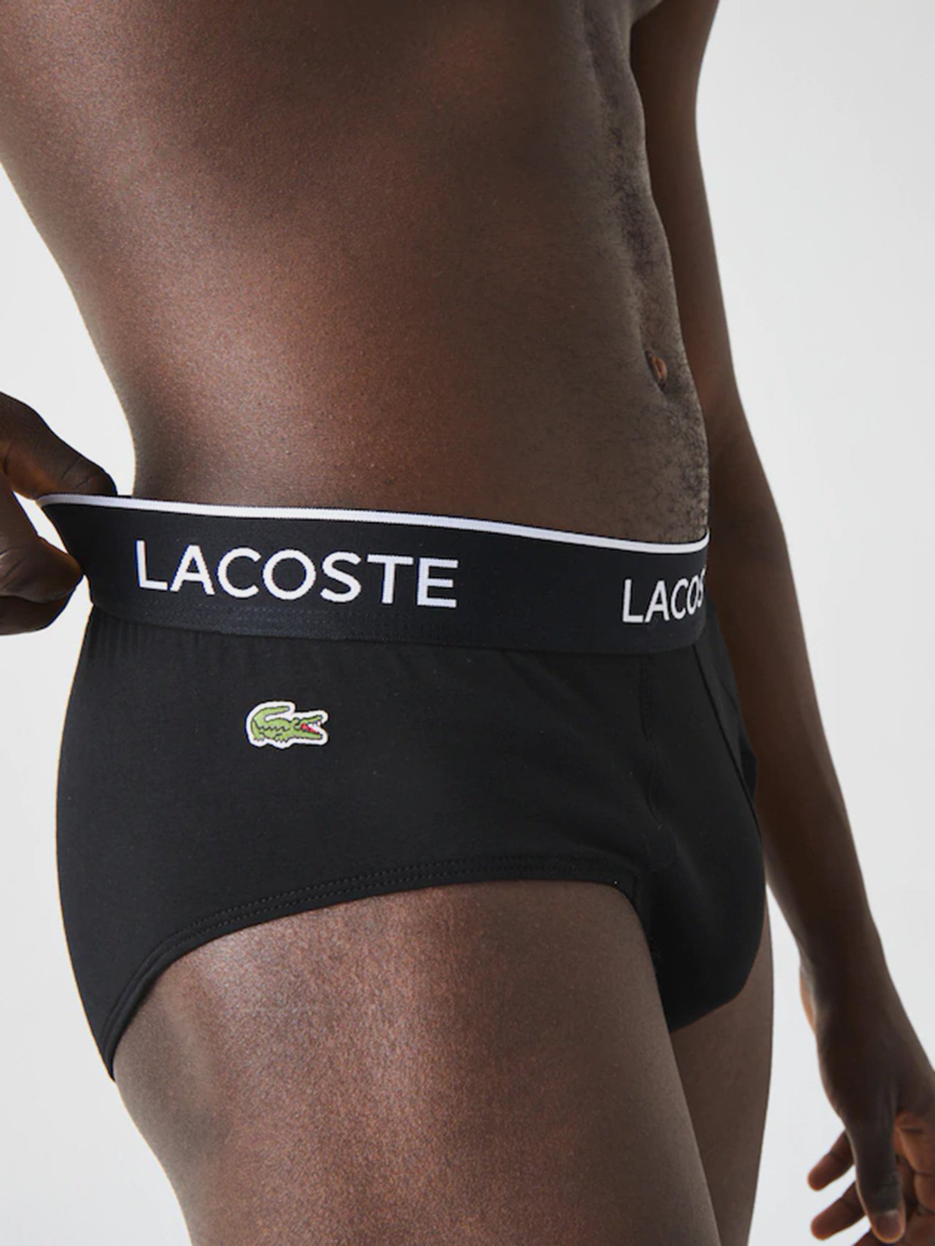 Набор трусов Lacoste Slip модель 8H3472031 Набор трусов Lacoste Slip модель 8H3472031 Фото