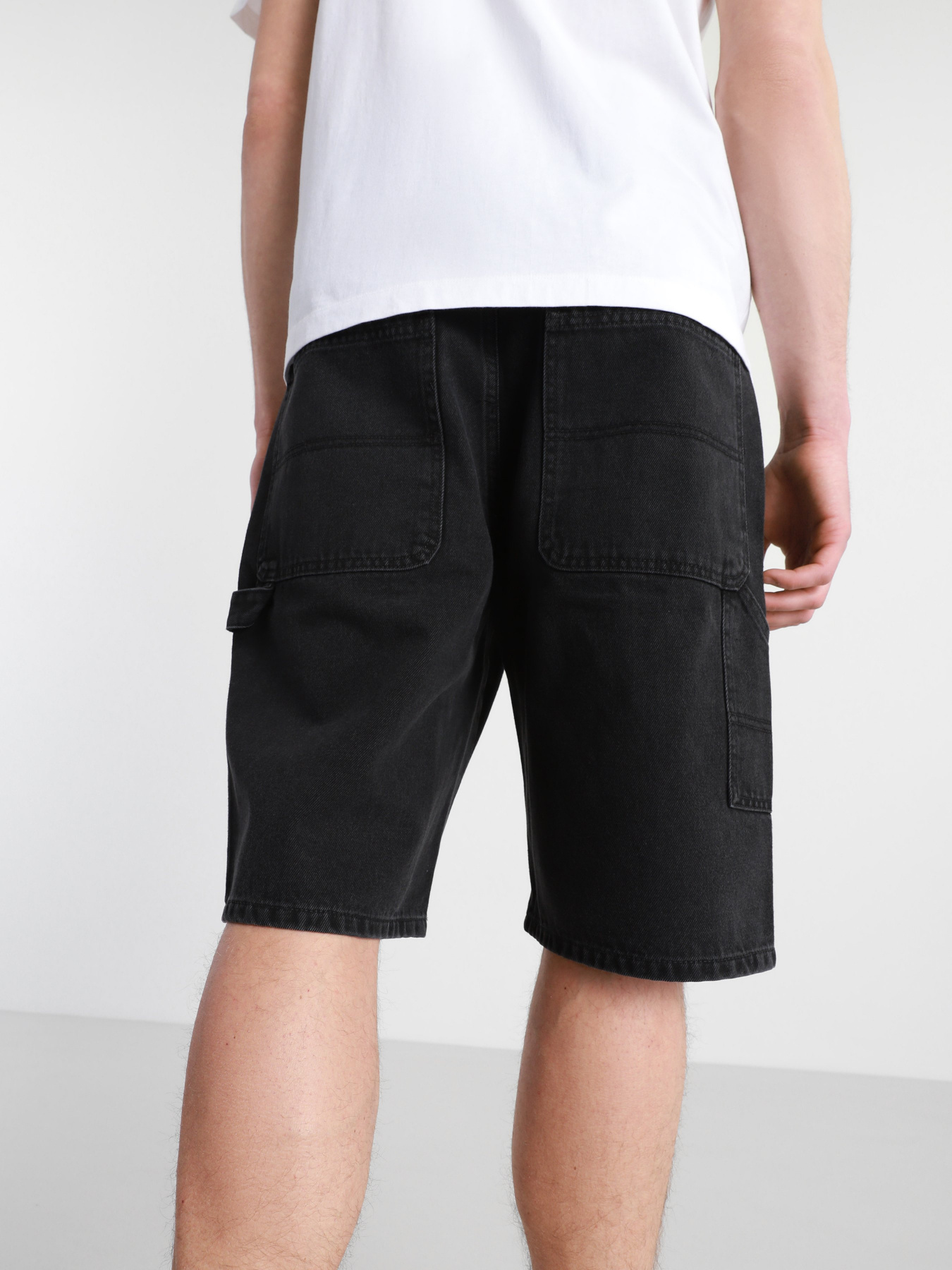 Джинсовые шорты Lacoste модель FH3542031 Фото