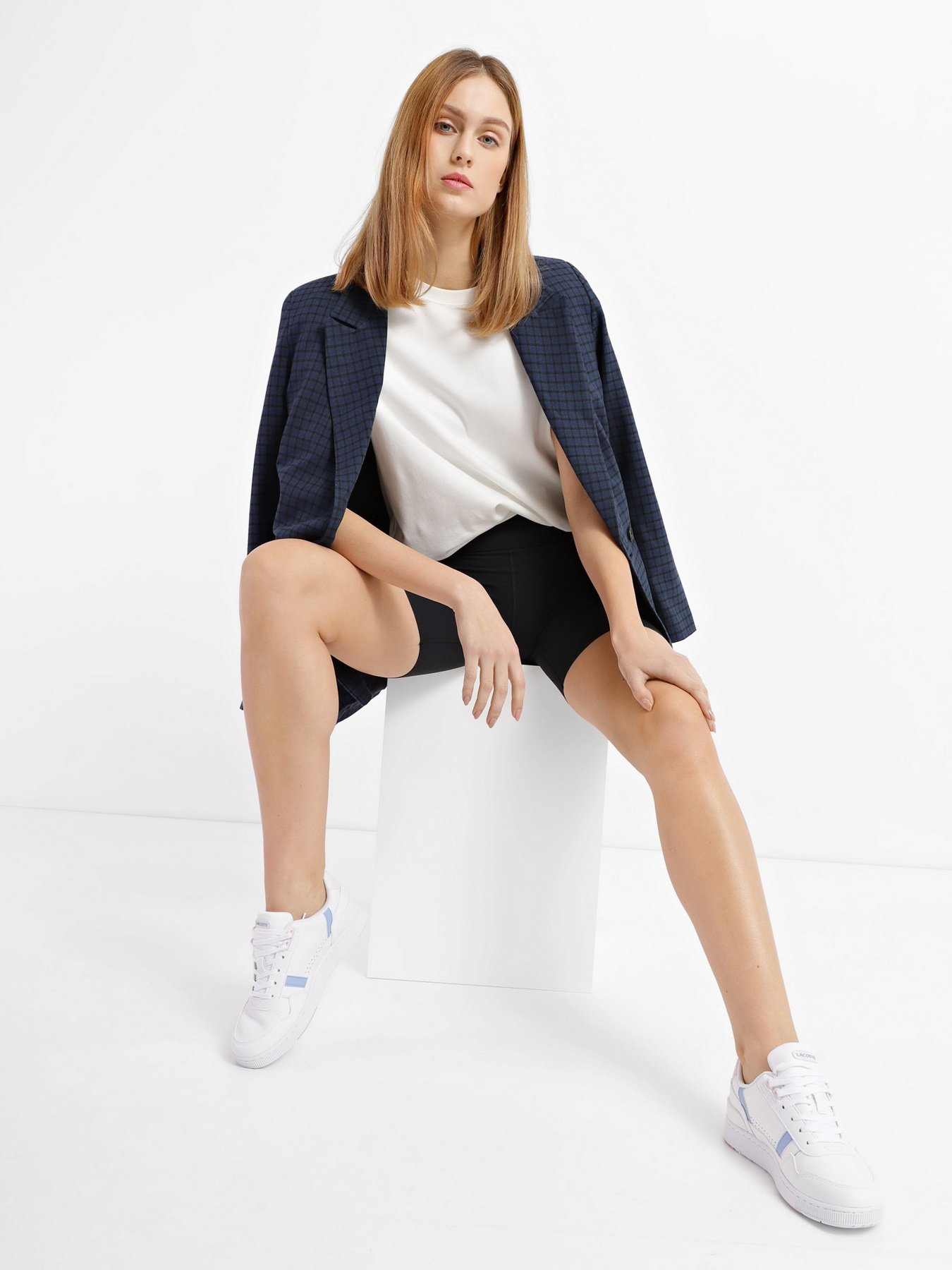 Кеды низкие Lacoste модель 743SFA00241T3 Фото