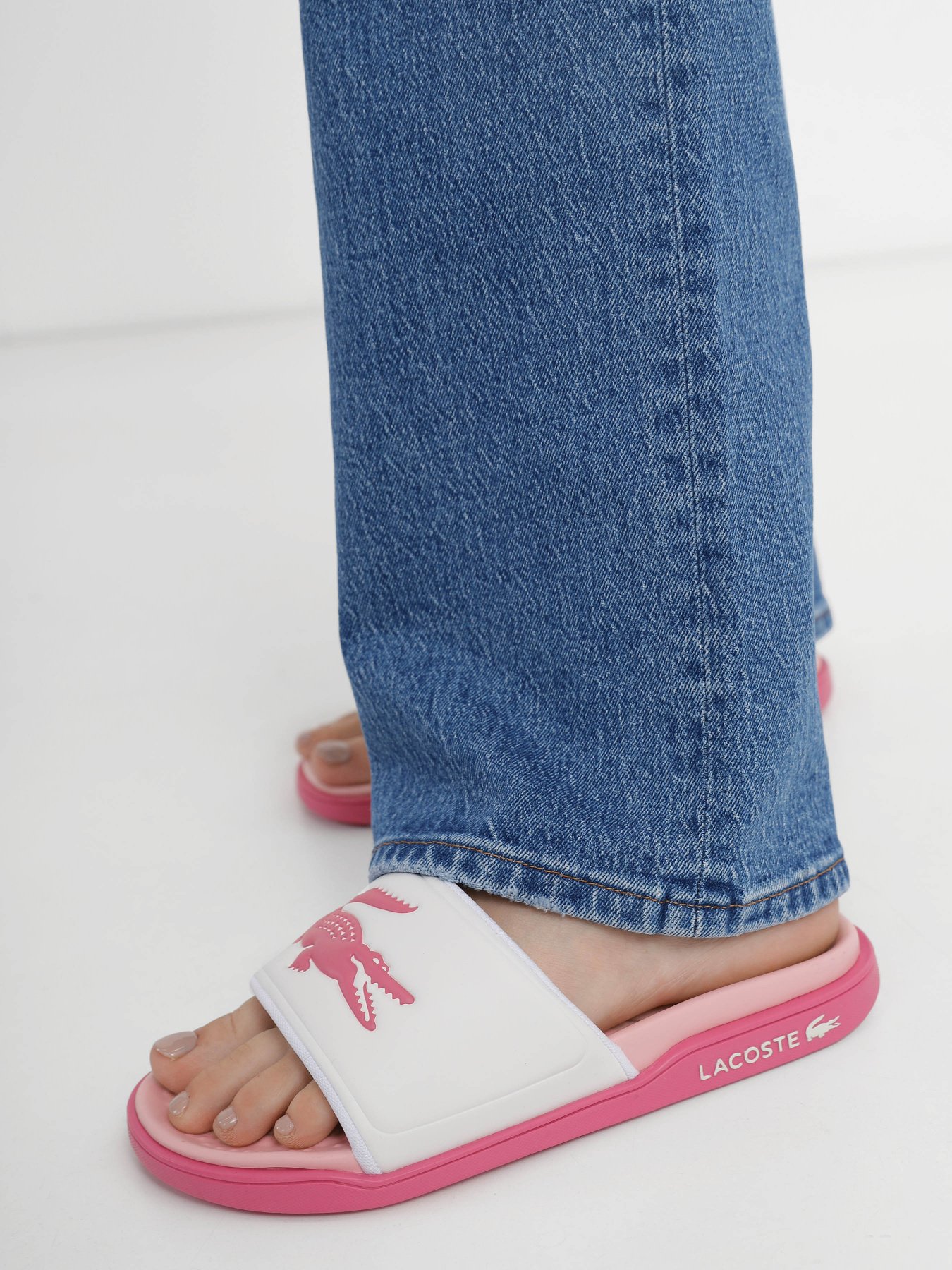 Шльопанці Lacoste Croco Dualiste 123 1 модель 745CFA0001B53 Шльопанці Lacoste Croco Dualiste 123 1 модель 745CFA0001B53 Фото