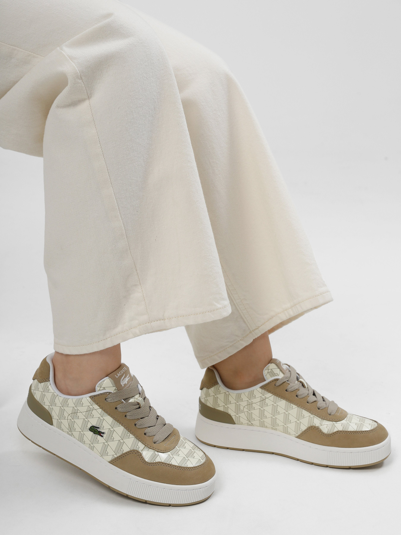 Кеди низькі Lacoste Ace Clip 223 2 модель 746SFA0066BW7 Фото