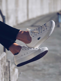 Кеды низкие Lacoste BACKCOURT модель 747CFA000618C Фото