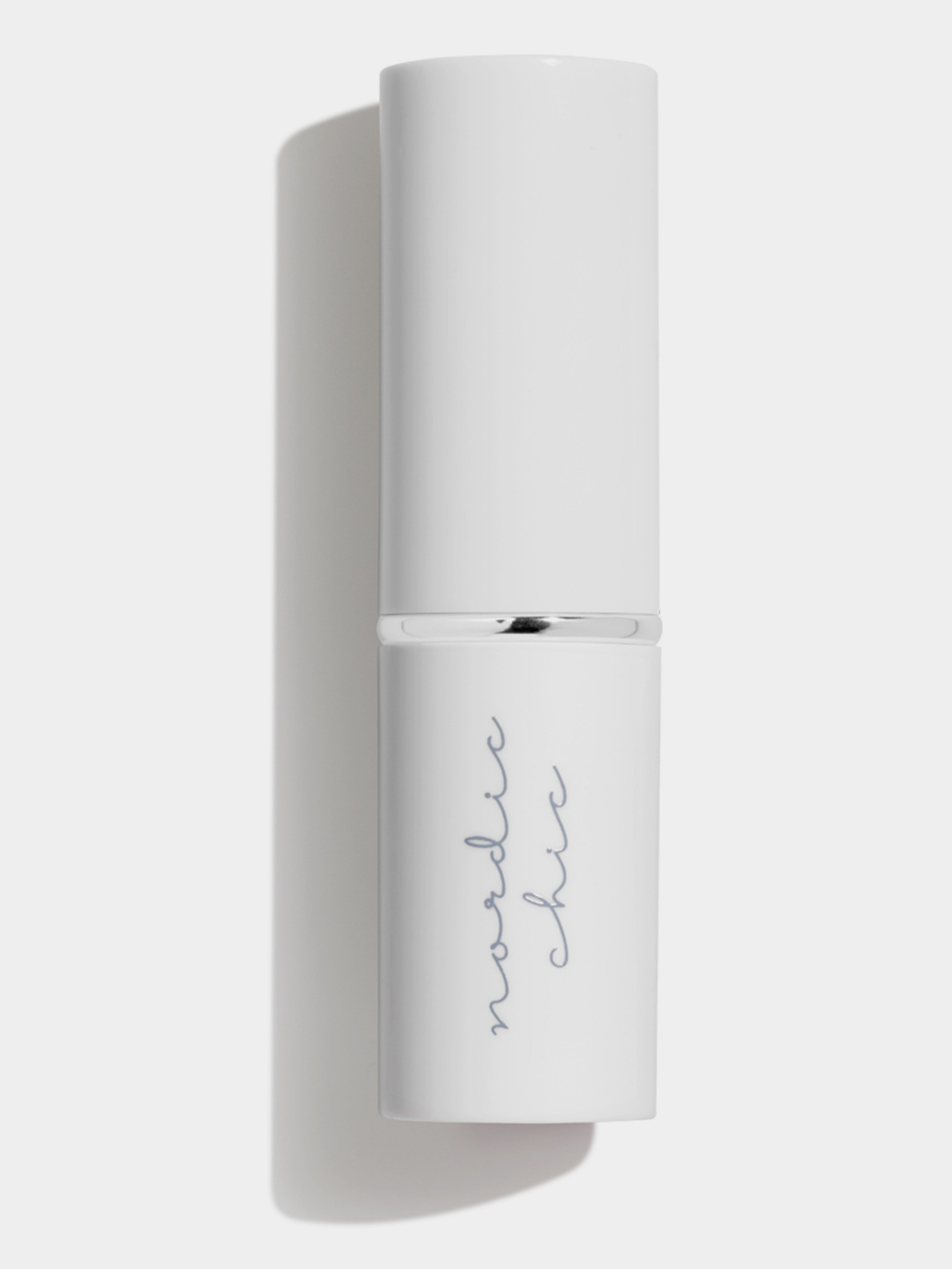 Помада зволожуюча Nordic Chic Moisturizing Lipstick LUMENE модель 6412600843033 Фото