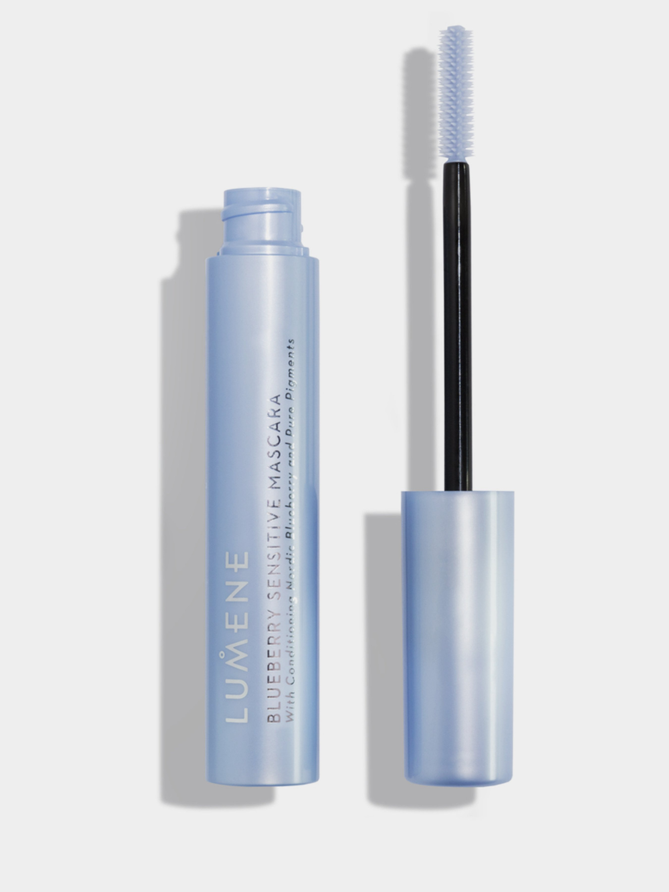 Тушь для чувствительных глаз Blueberry Sensitive Mascara LUMENE модель 6412600849813 Фото