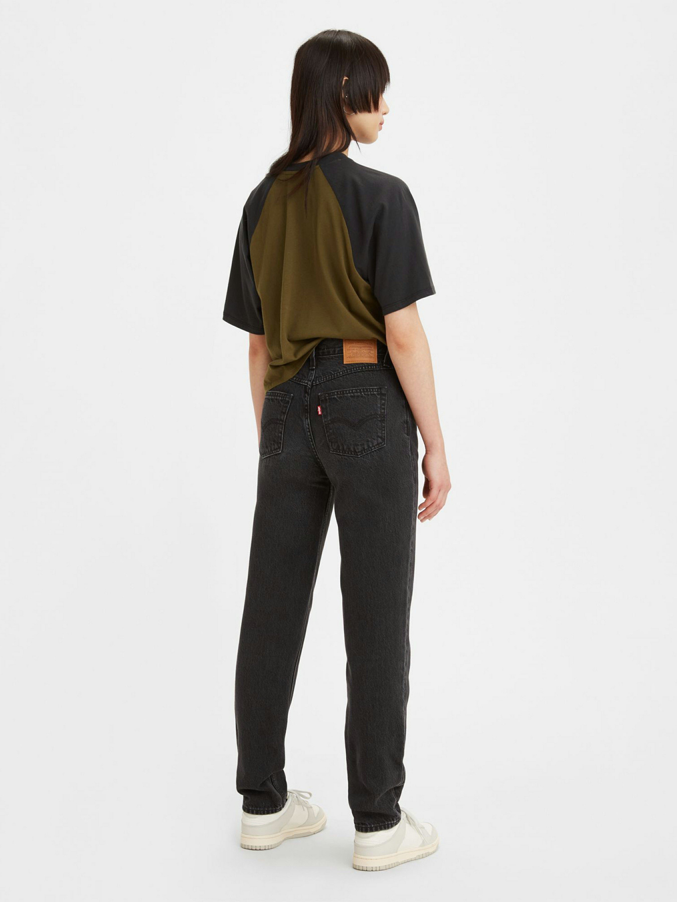 Джинсы мом Levi's 80s Mom модель A3506;0006 Фото