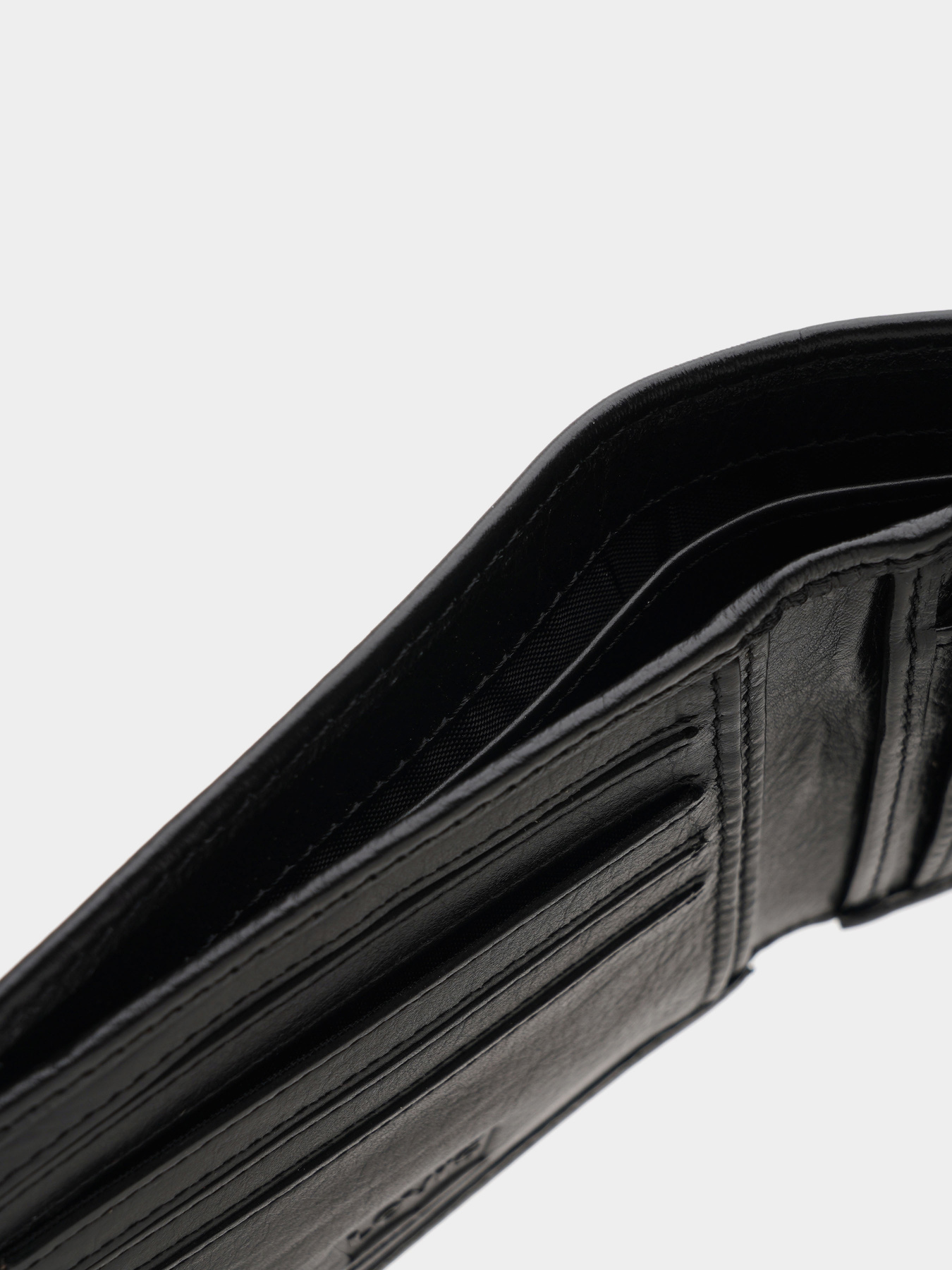 Кошелек Levi's Vintage Two Horse Bifold Coin модель 222539;4.59 Фото