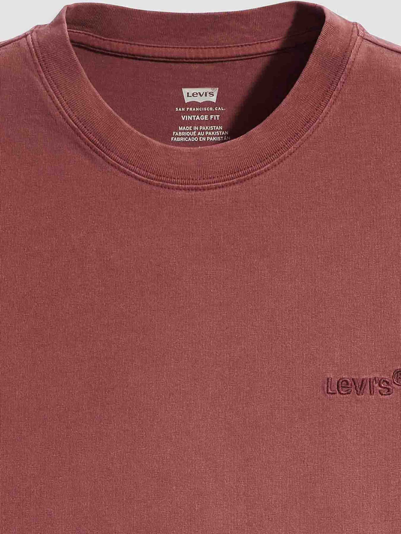 Футболка Levi's Red Tab Vintage Tee Red Mahoga модель A0637;0084 Футболка Levi's Red Tab Vintage Tee Red Mahoga модель A0637;0084 Фото