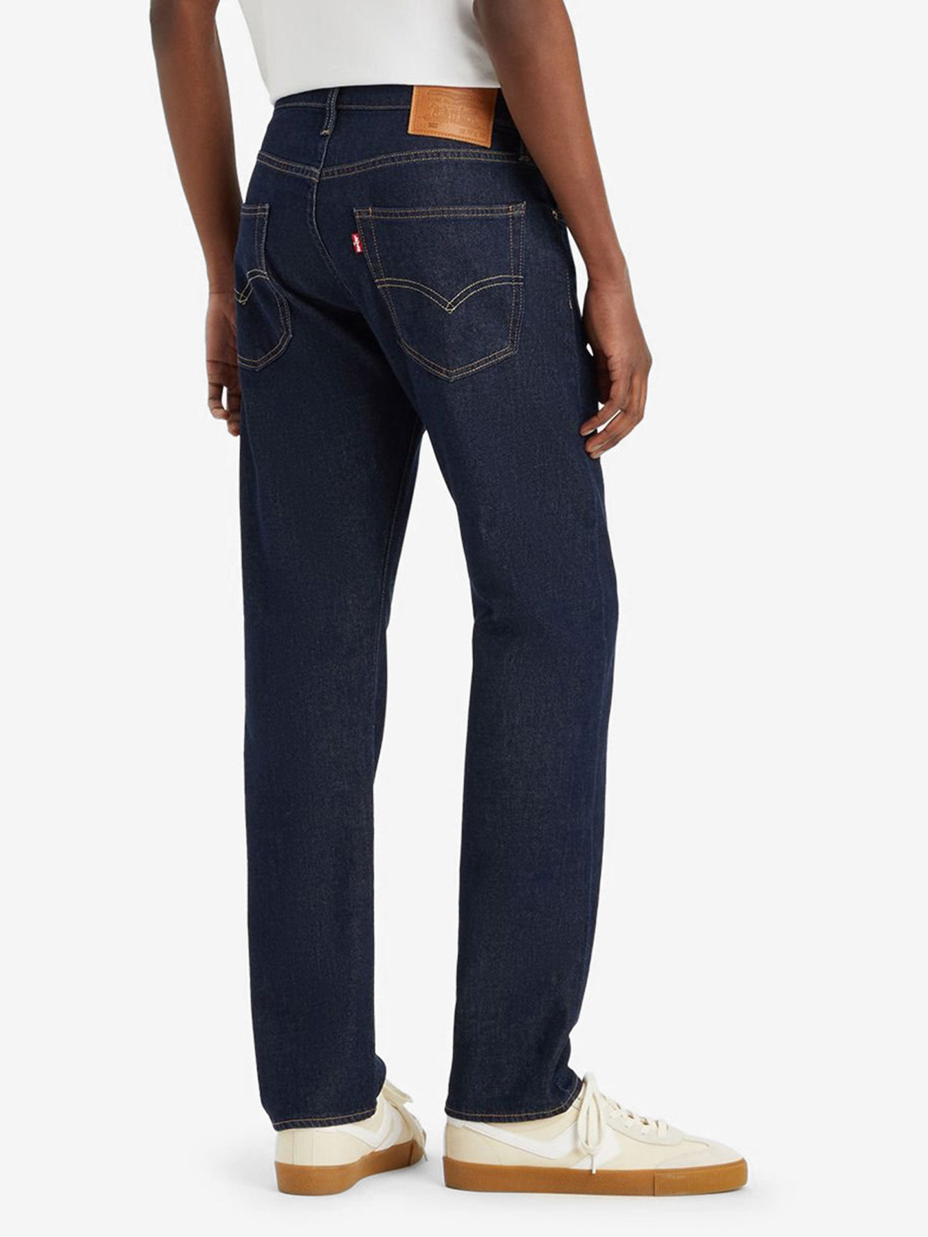 Прямые джинсы Levi's 502 Taper Moonlit Rinse Cool модель 29507;1453 Прямые джинсы Levi's 502 Taper Moonlit Rinse Cool модель 29507;1453 Фото