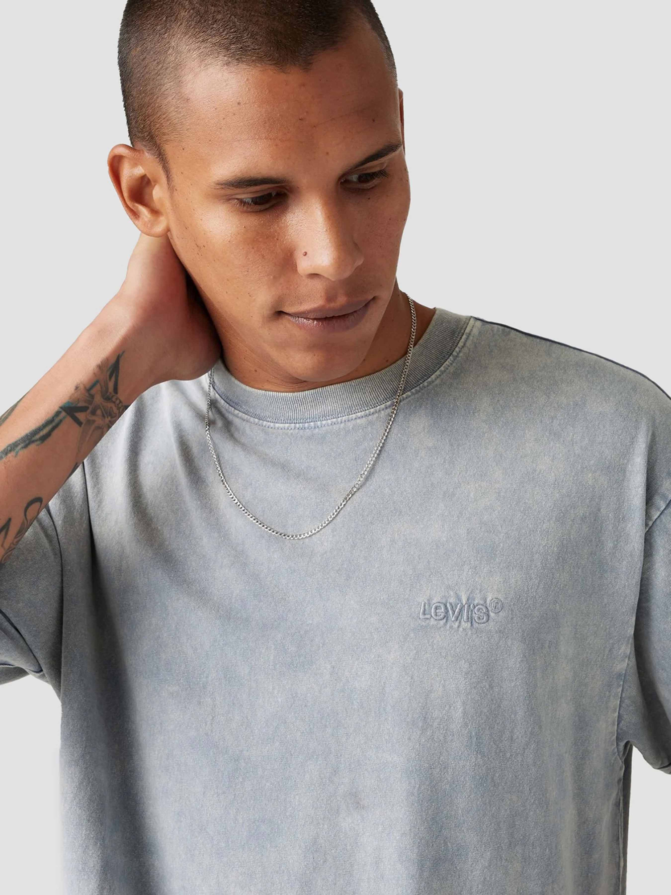 Футболка Levi's модель A0637;0135 Футболка Levi's модель A0637;0135 Фото