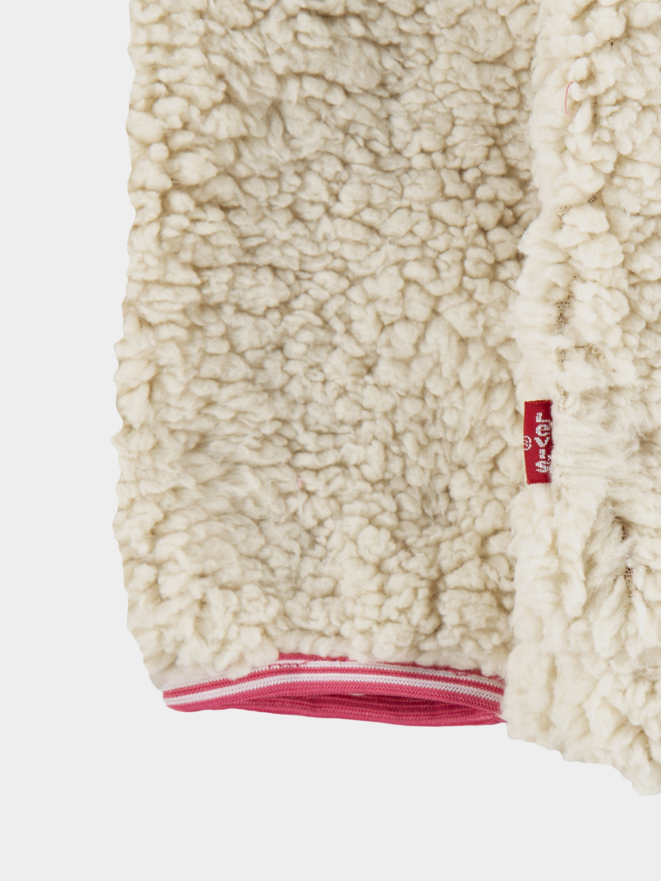 Зимова куртка Levi's LVG BOX FIT модель 4EF836-W34 Зимова куртка Levi's LVG BOX FIT модель 4EF836-W34 Фото