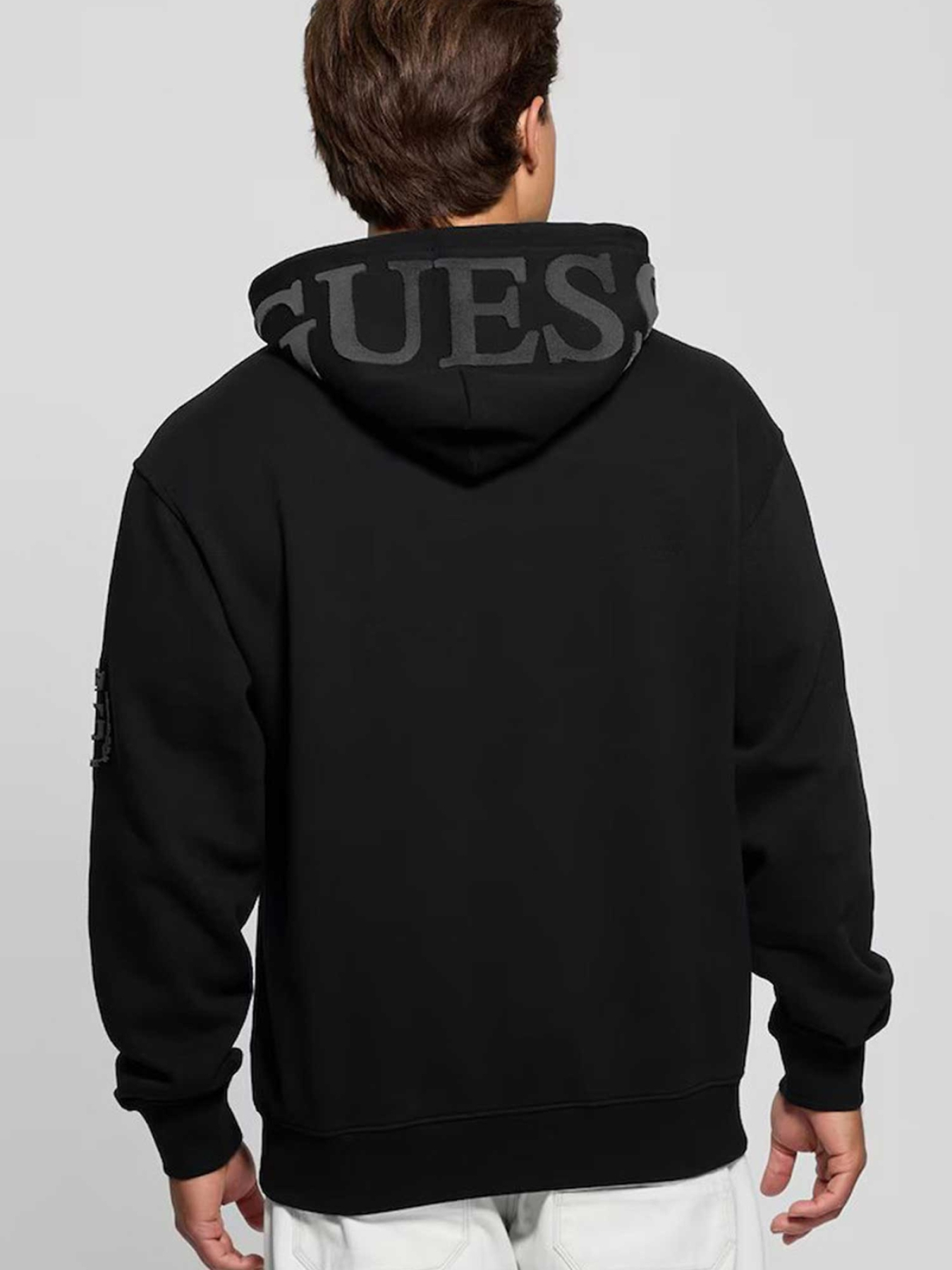 Мужское черное худи Guess модель M4BQ05.KBJ31;JBLK Фото